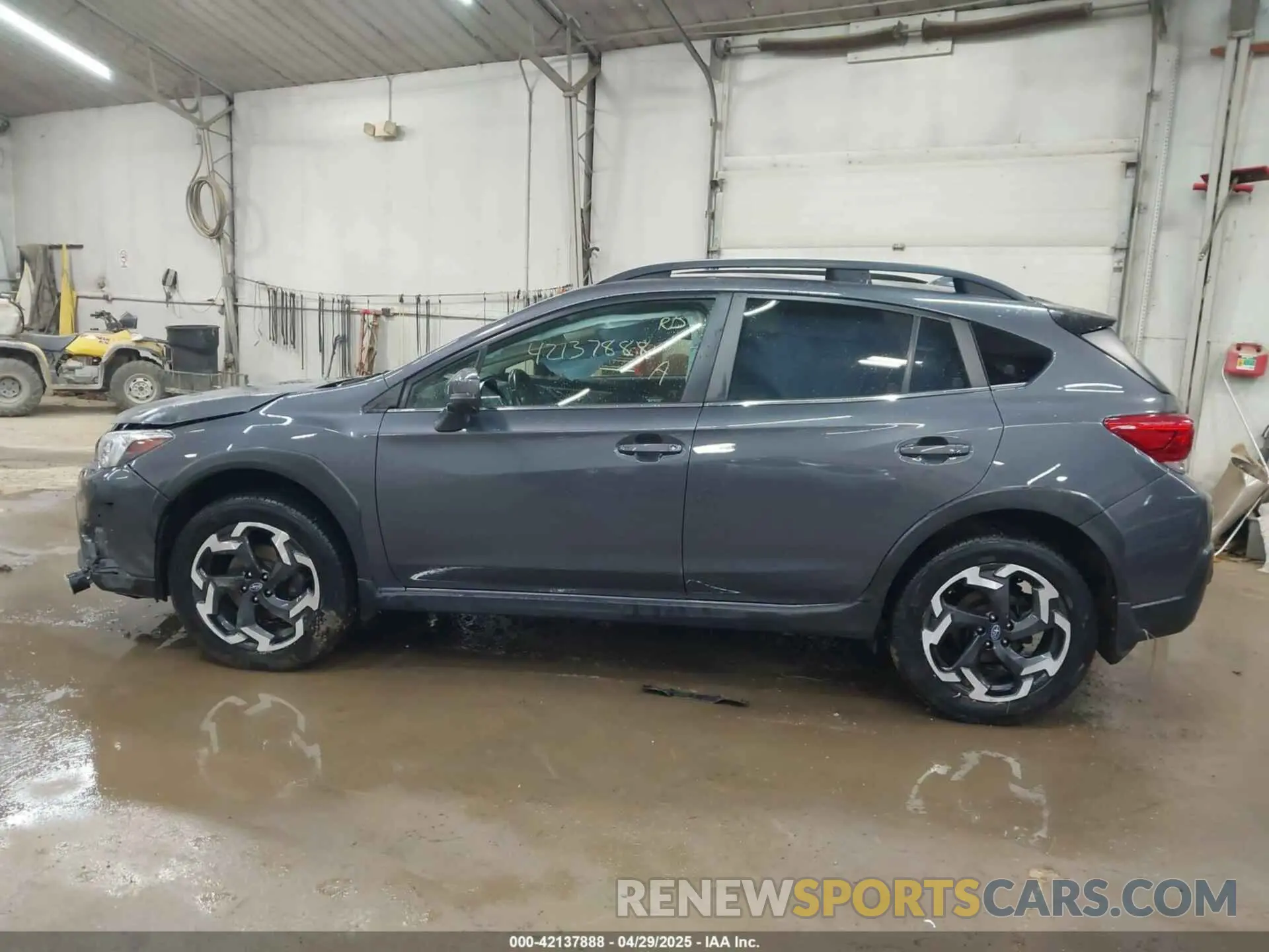 14 Photograph of a damaged car JF2GTHNC8M8283568 SUBARU CROSSTREK 2021
