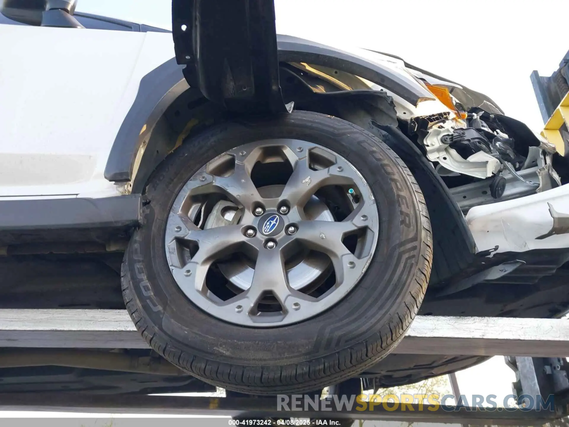 18 Photograph of a damaged car JF2GTHSC6MH395533 SUBARU CROSSTREK 2021