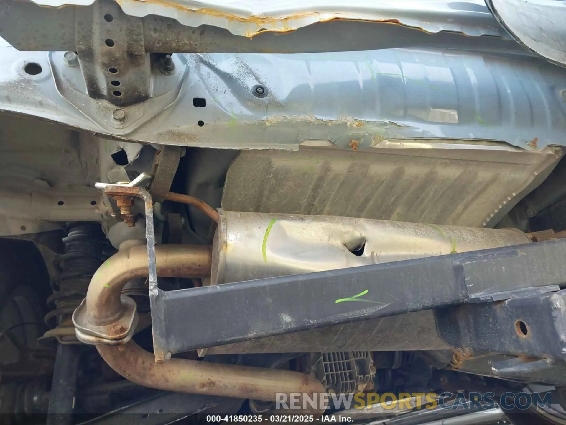 19 Photograph of a damaged car JF2GTAAC6N9241781 SUBARU CROSSTREK 2022