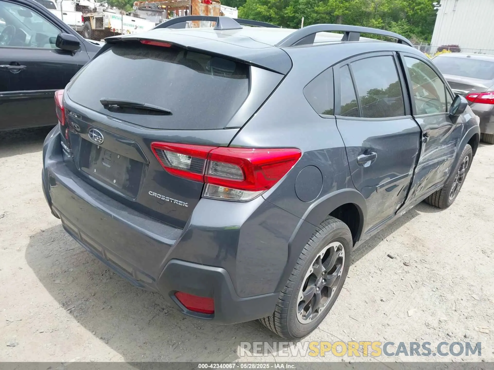 4 Photograph of a damaged car JF2GTAPC0NH276393 SUBARU CROSSTREK 2022