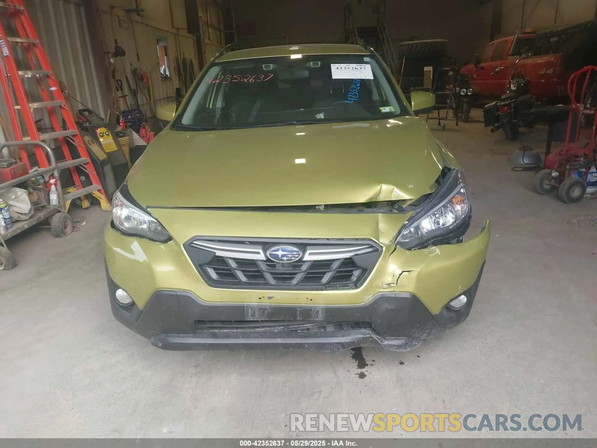 12 Photograph of a damaged car JF2GTAPC1NH231575 SUBARU CROSSTREK 2022