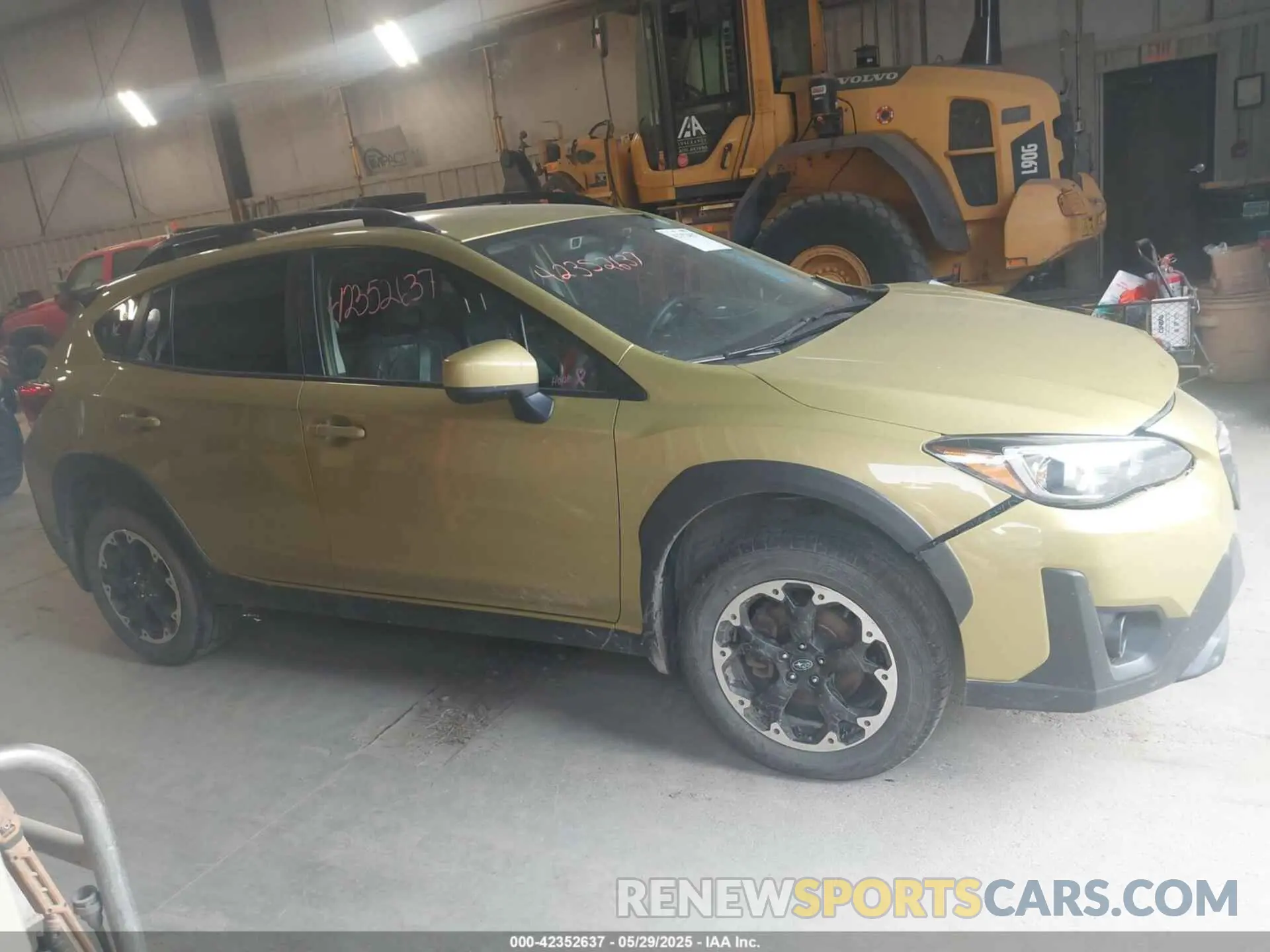 13 Photograph of a damaged car JF2GTAPC1NH231575 SUBARU CROSSTREK 2022