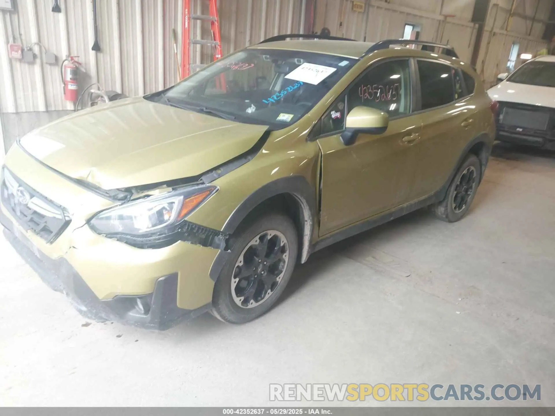 2 Photograph of a damaged car JF2GTAPC1NH231575 SUBARU CROSSTREK 2022