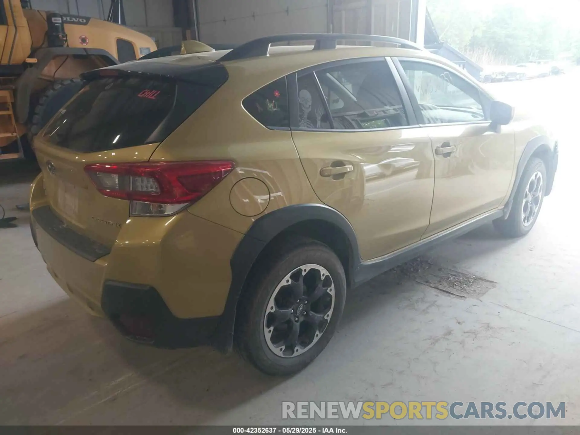 4 Photograph of a damaged car JF2GTAPC1NH231575 SUBARU CROSSTREK 2022
