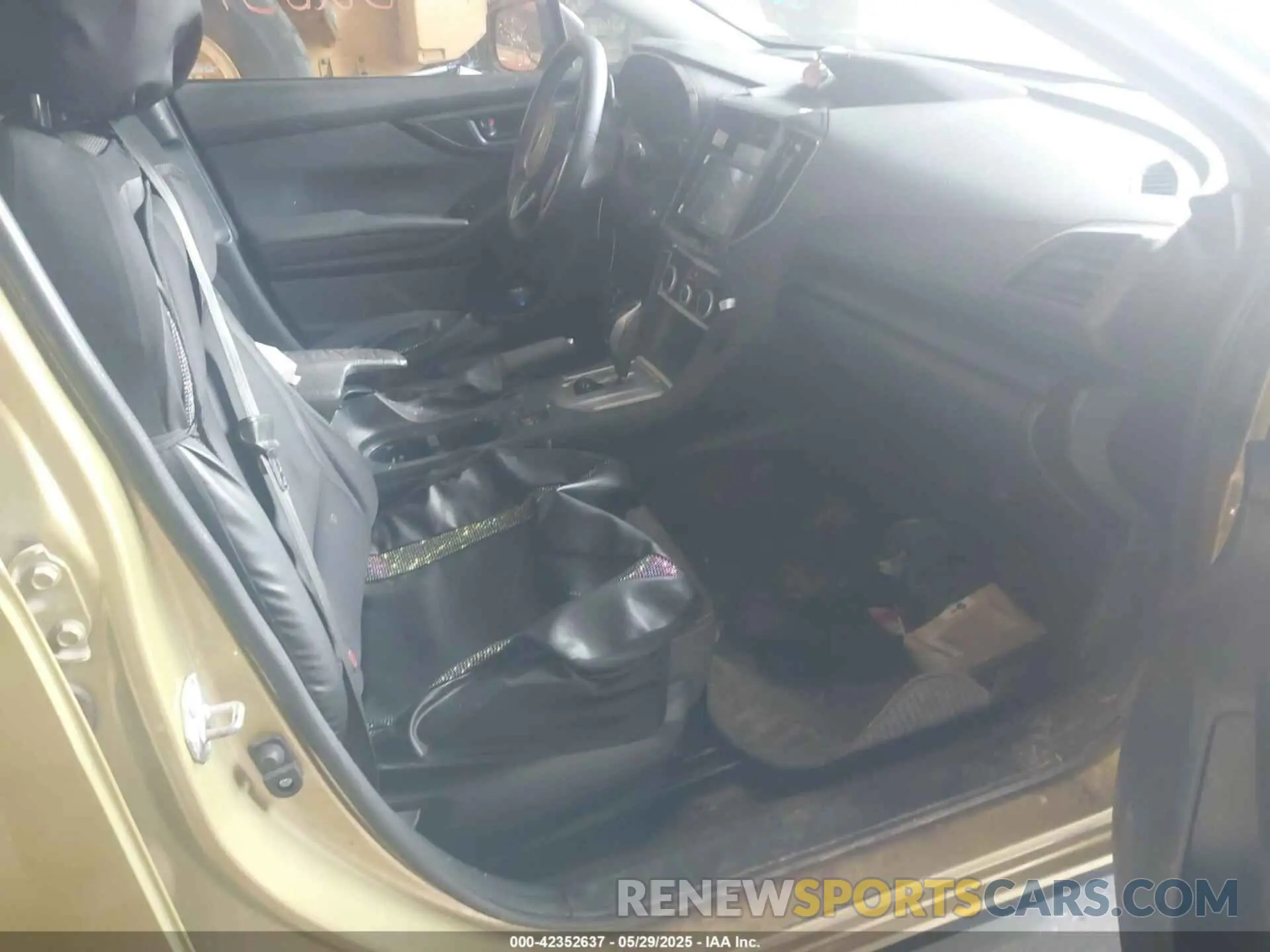 5 Photograph of a damaged car JF2GTAPC1NH231575 SUBARU CROSSTREK 2022
