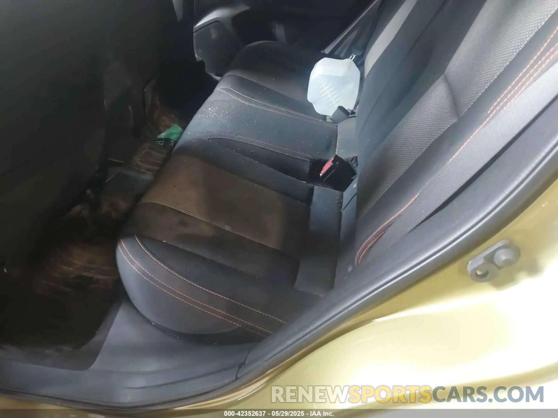 8 Photograph of a damaged car JF2GTAPC1NH231575 SUBARU CROSSTREK 2022