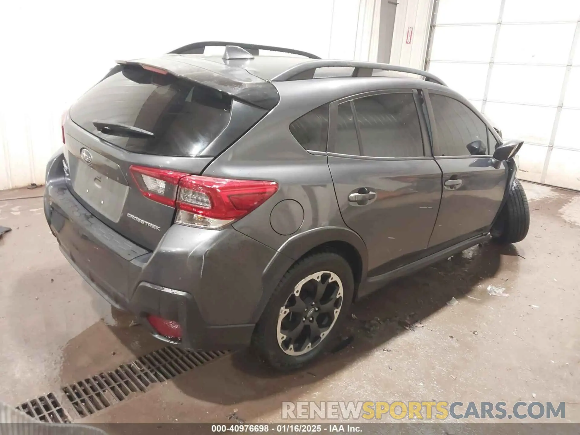 4 Photograph of a damaged car JF2GTAPC3N8284987 SUBARU CROSSTREK 2022