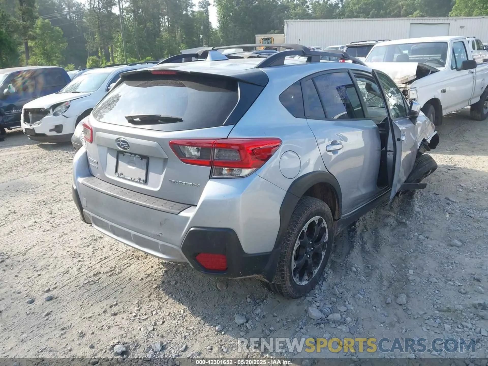 4 Photograph of a damaged car JF2GTAPCXN8239139 SUBARU CROSSTREK 2022