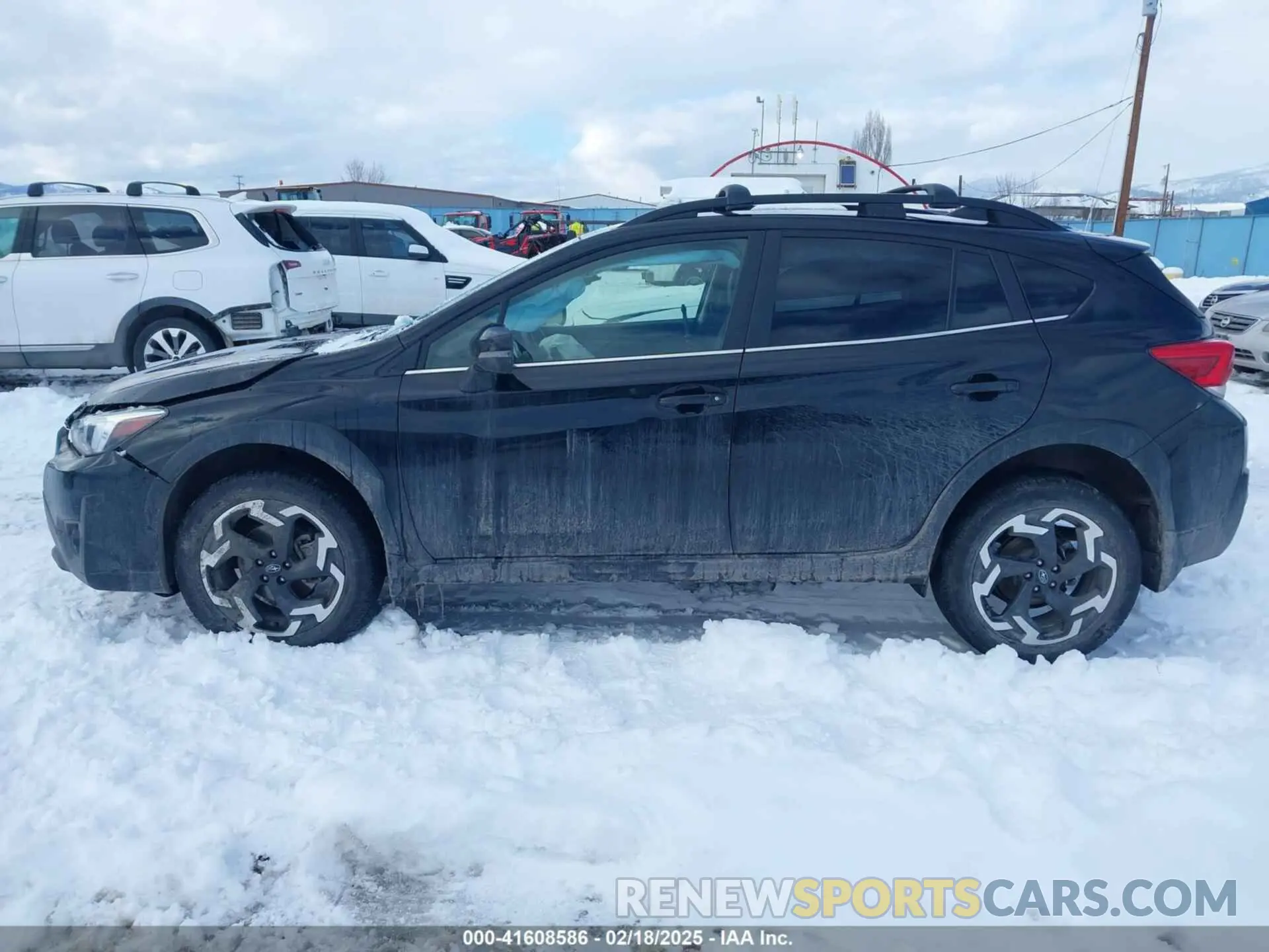14 Photograph of a damaged car JF2GTHMC1N8235624 SUBARU CROSSTREK 2022