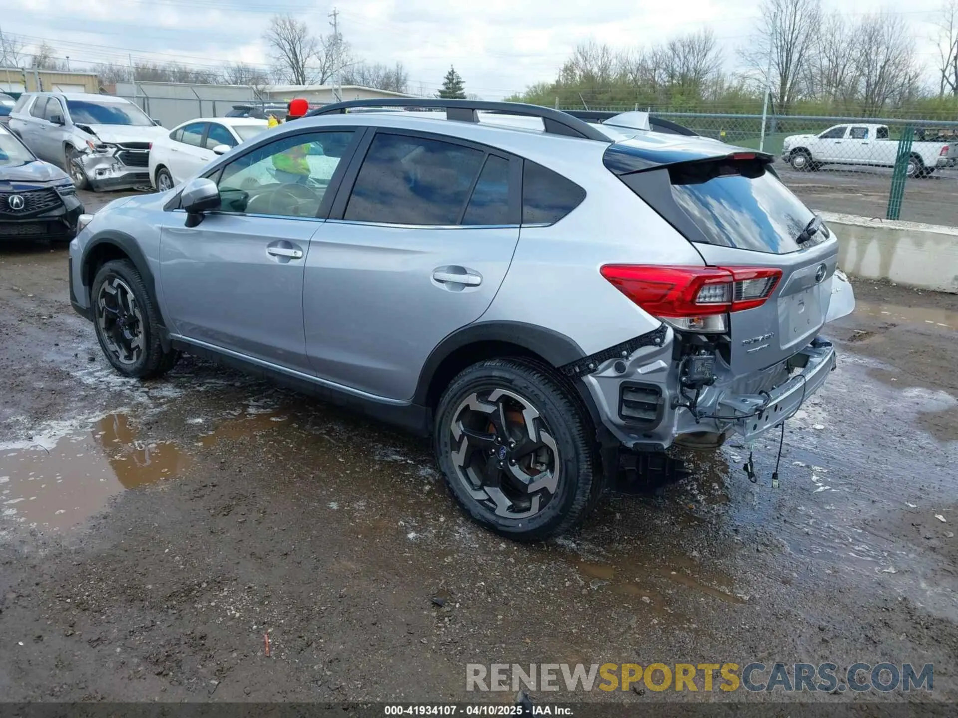 3 Photograph of a damaged car JF2GTHMC4N8255902 SUBARU CROSSTREK 2022