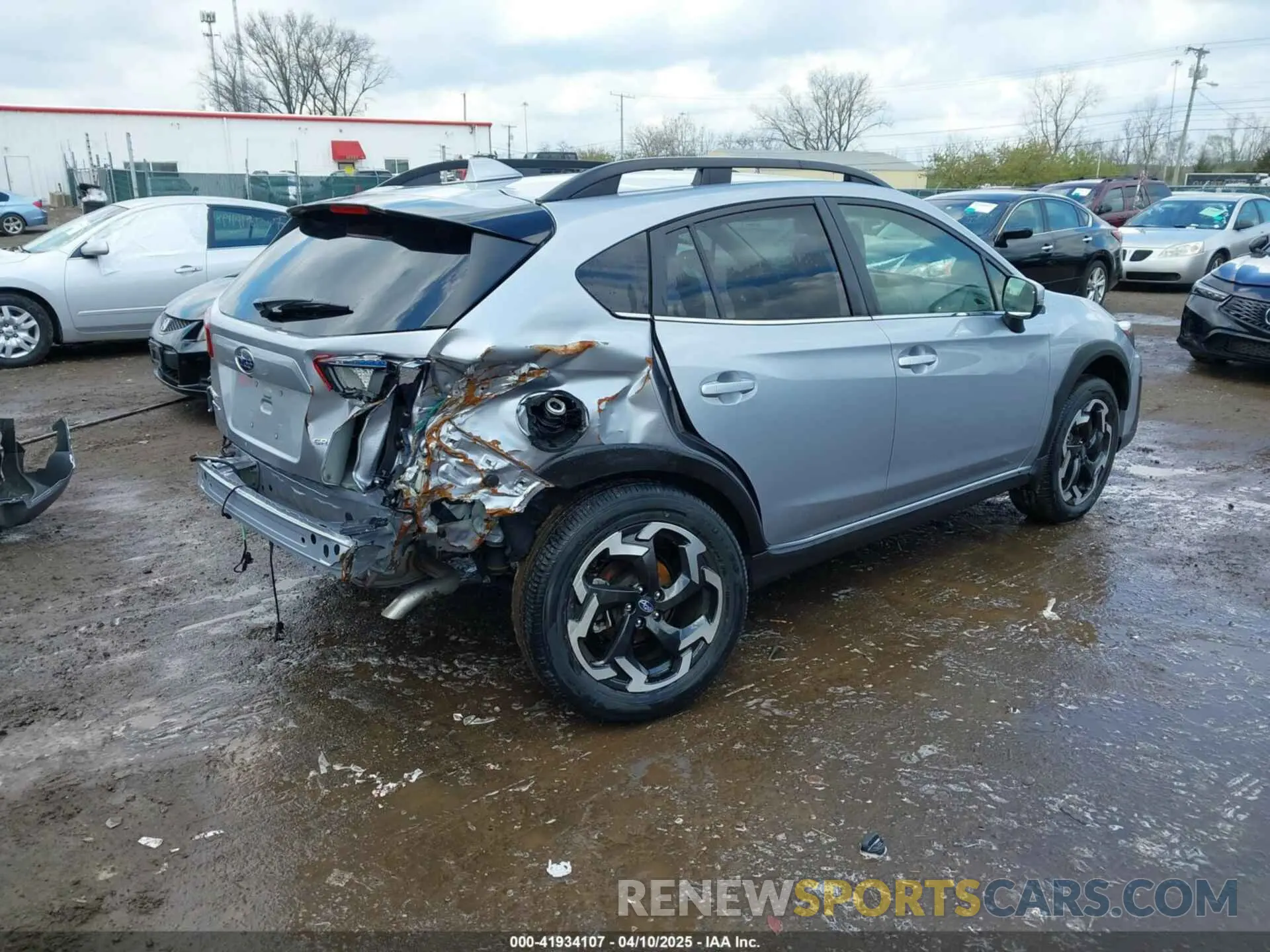 4 Photograph of a damaged car JF2GTHMC4N8255902 SUBARU CROSSTREK 2022