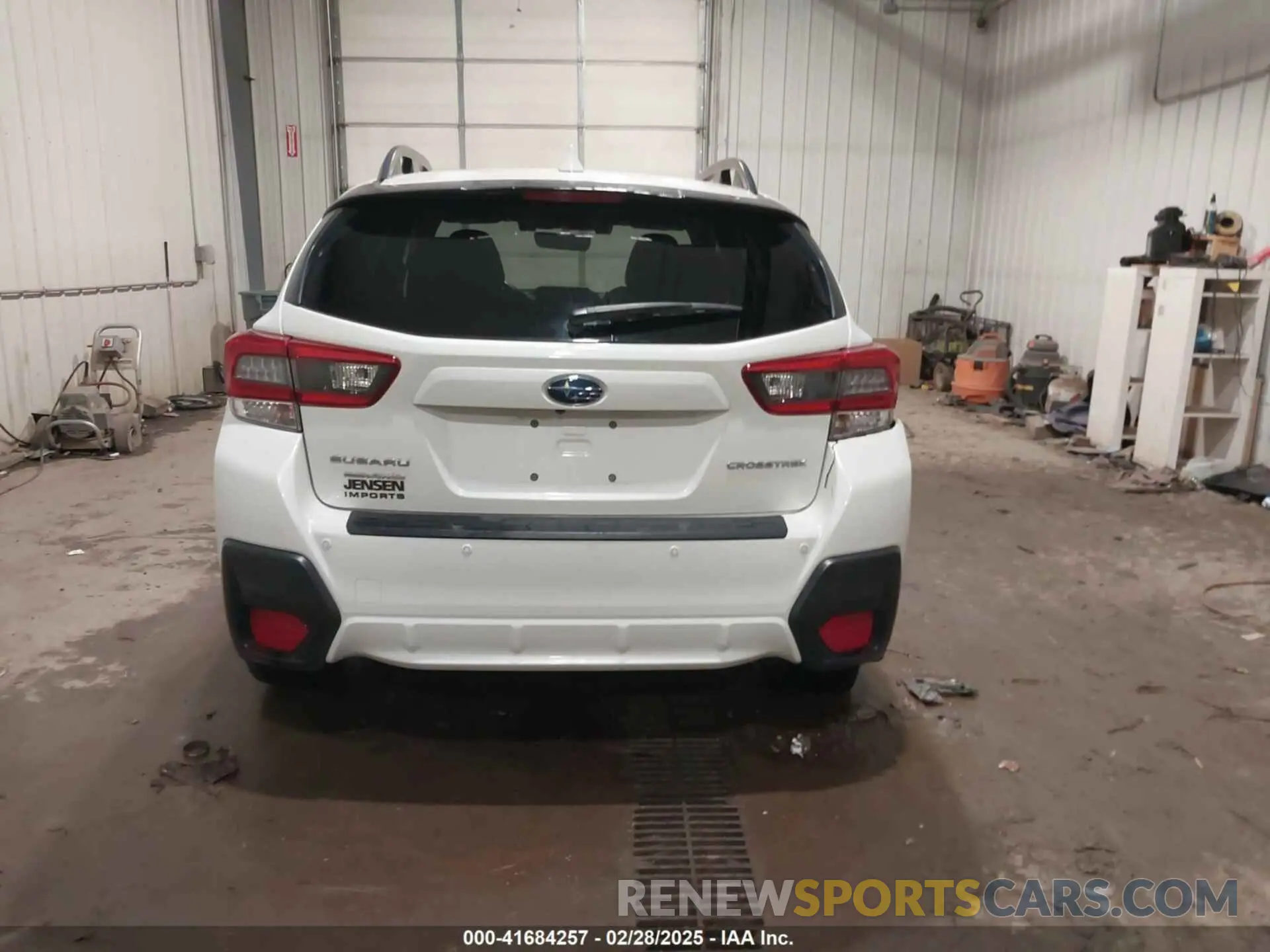 17 Photograph of a damaged car JF2GTHMC9N8201172 SUBARU CROSSTREK 2022