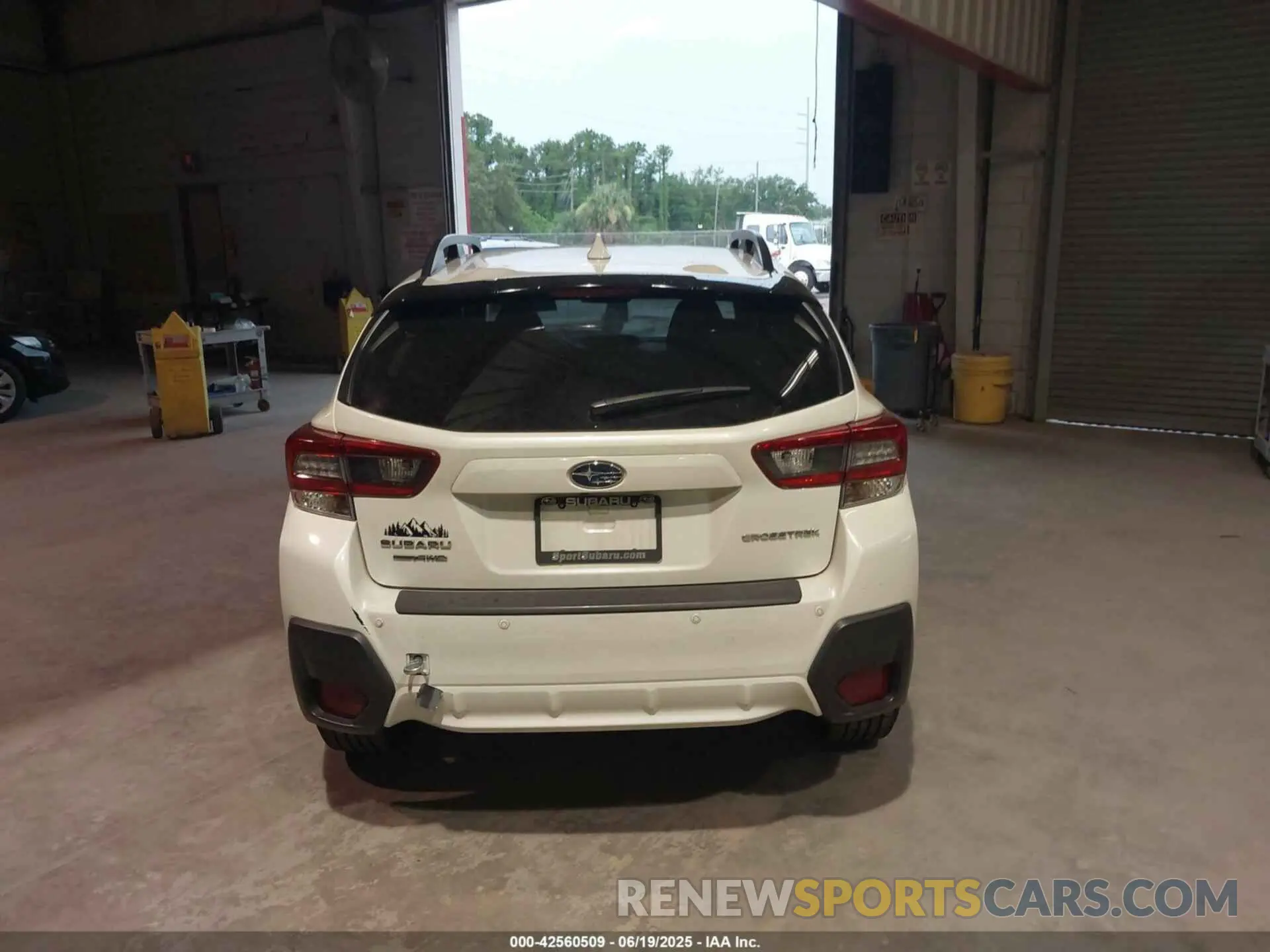 16 Photograph of a damaged car JF2GTHNC2NH285463 SUBARU CROSSTREK 2022