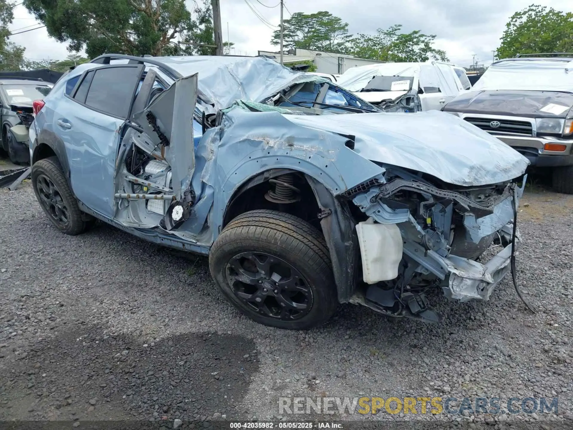 1 Photograph of a damaged car JF2GTHRC3NH273882 SUBARU CROSSTREK 2022