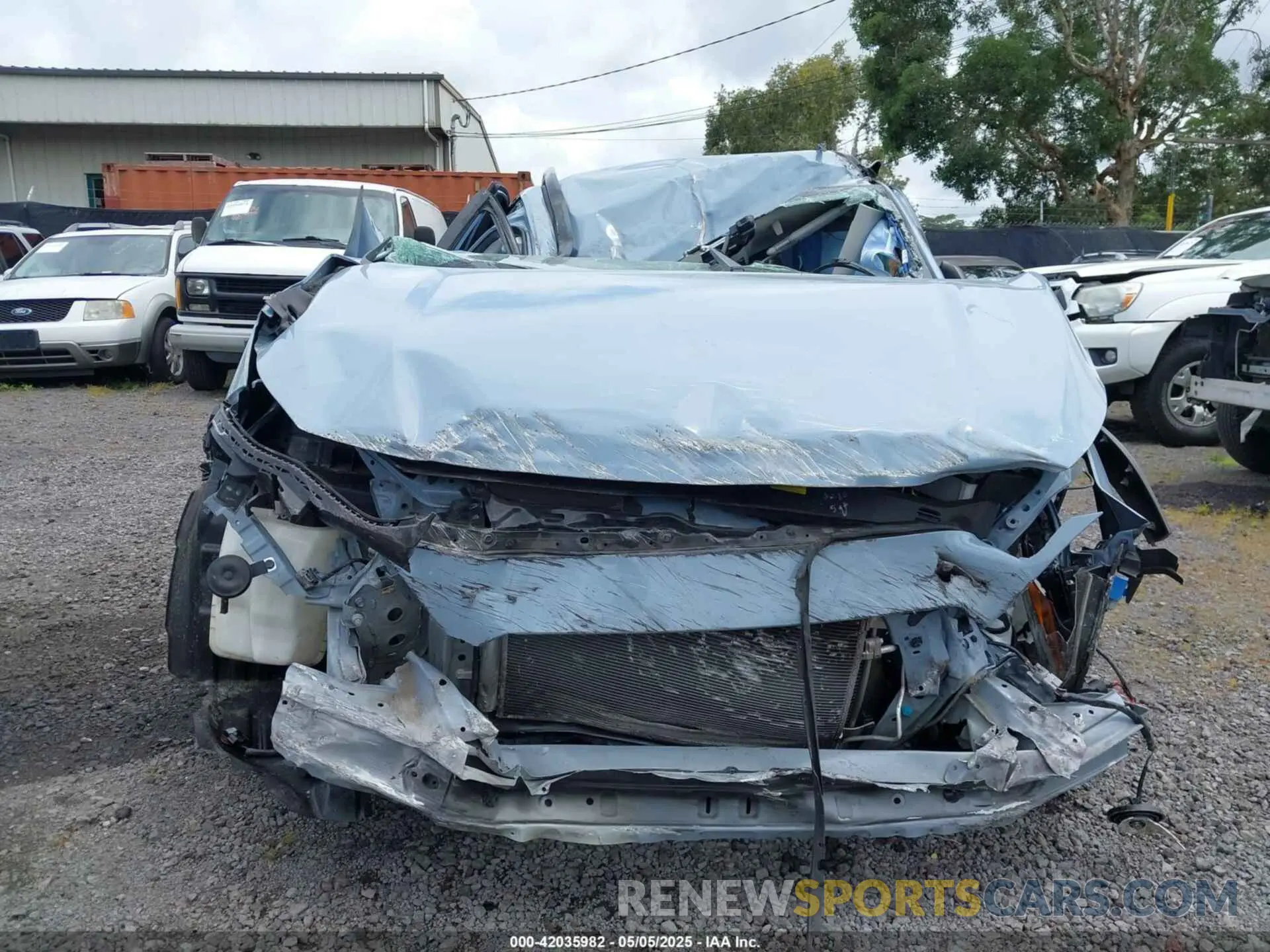 11 Photograph of a damaged car JF2GTHRC3NH273882 SUBARU CROSSTREK 2022
