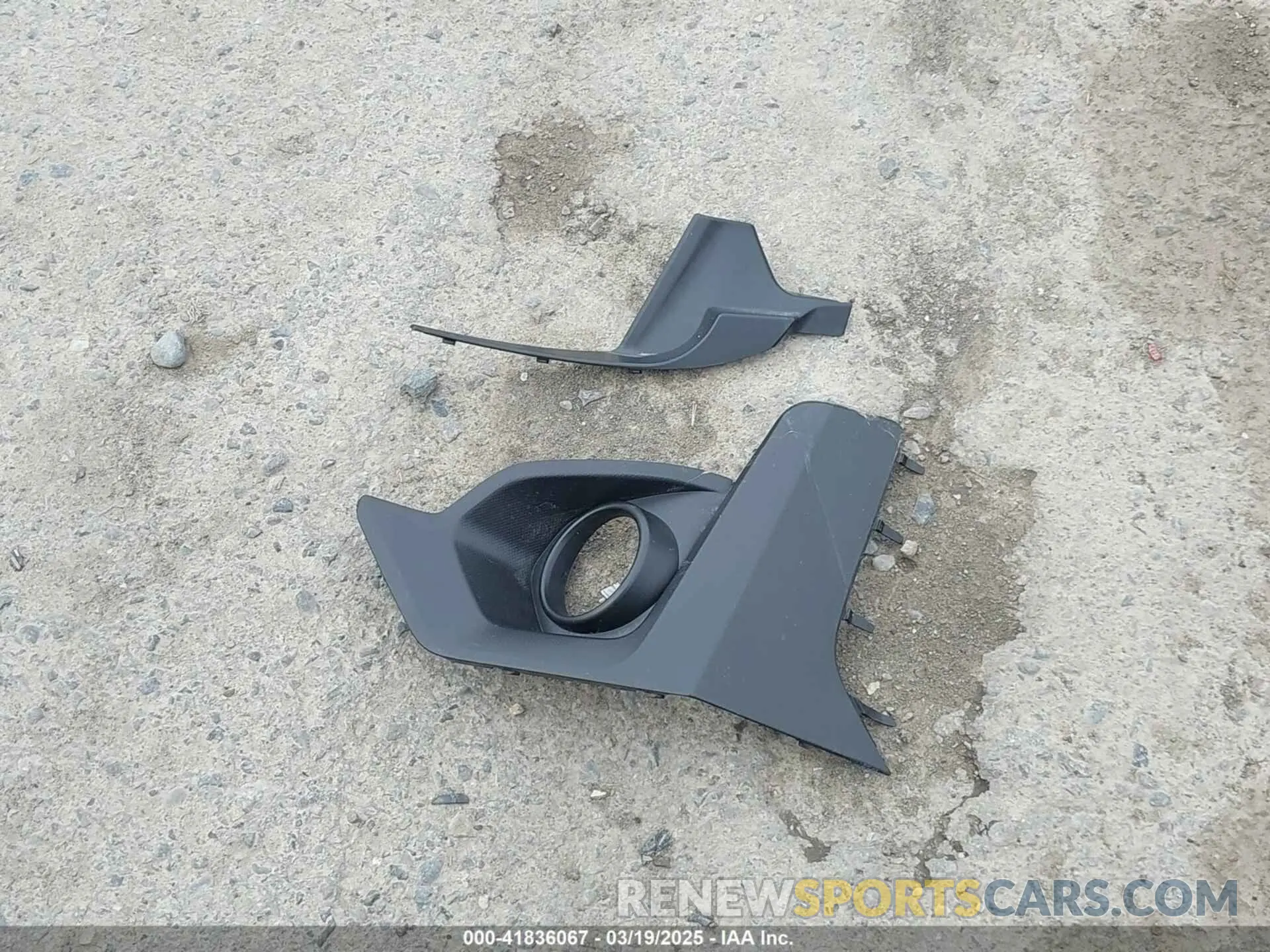 12 Photograph of a damaged car JF2GTAPC0P8328866 SUBARU CROSSTREK 2023