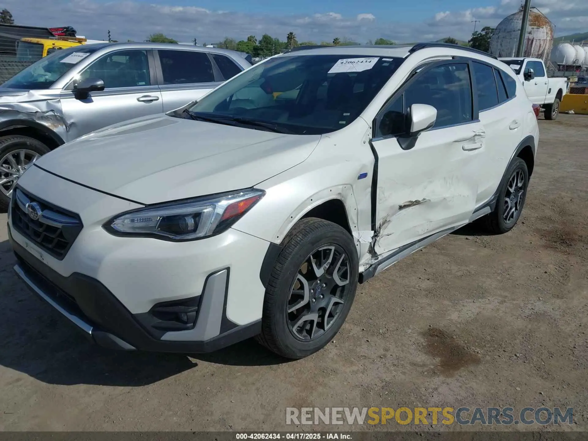 2 Photograph of a damaged car JF2GTDNC5PH270869 SUBARU CROSSTREK 2023