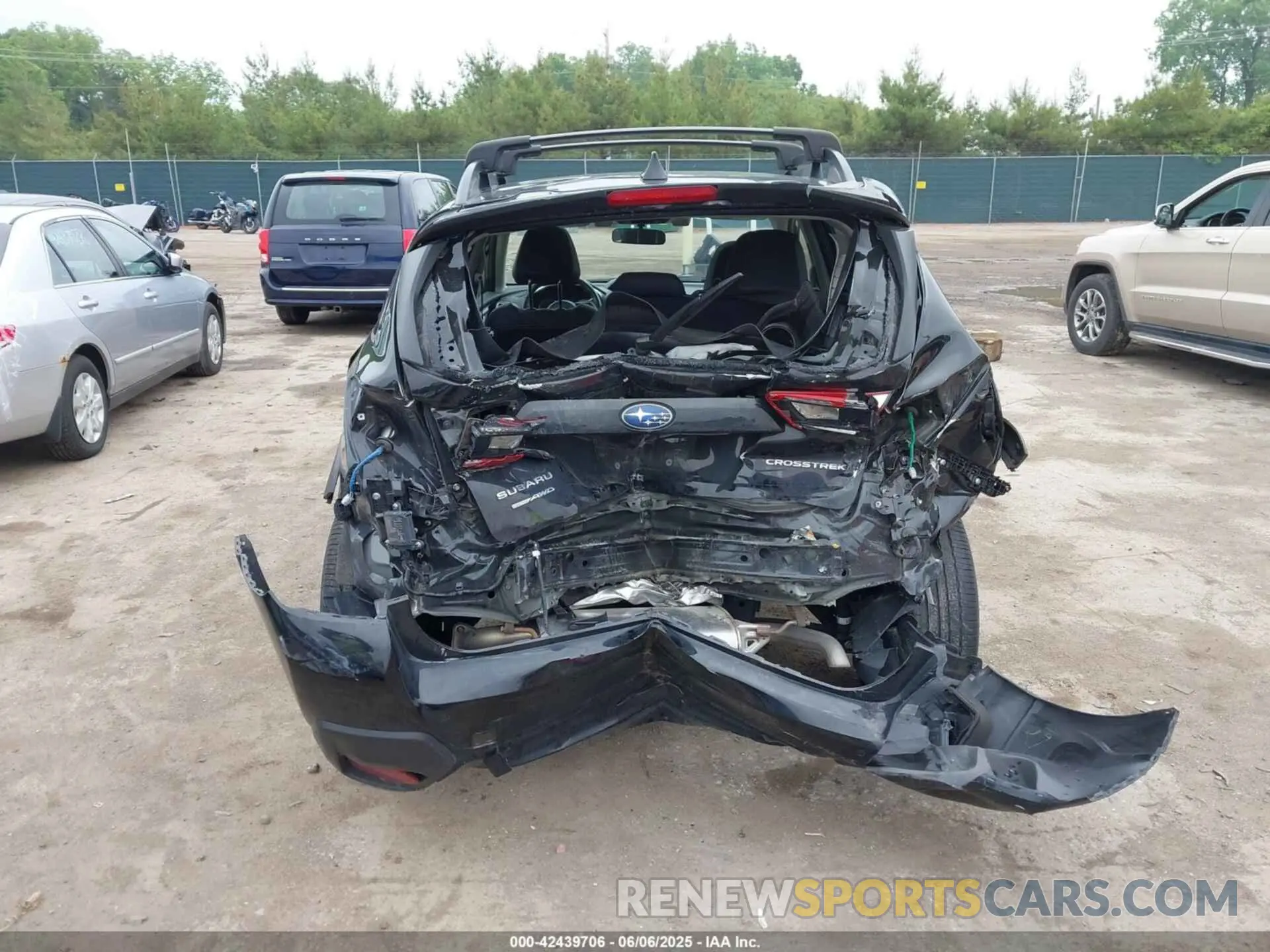 17 Photograph of a damaged car JF2GTHMC8PH304716 SUBARU CROSSTREK 2023