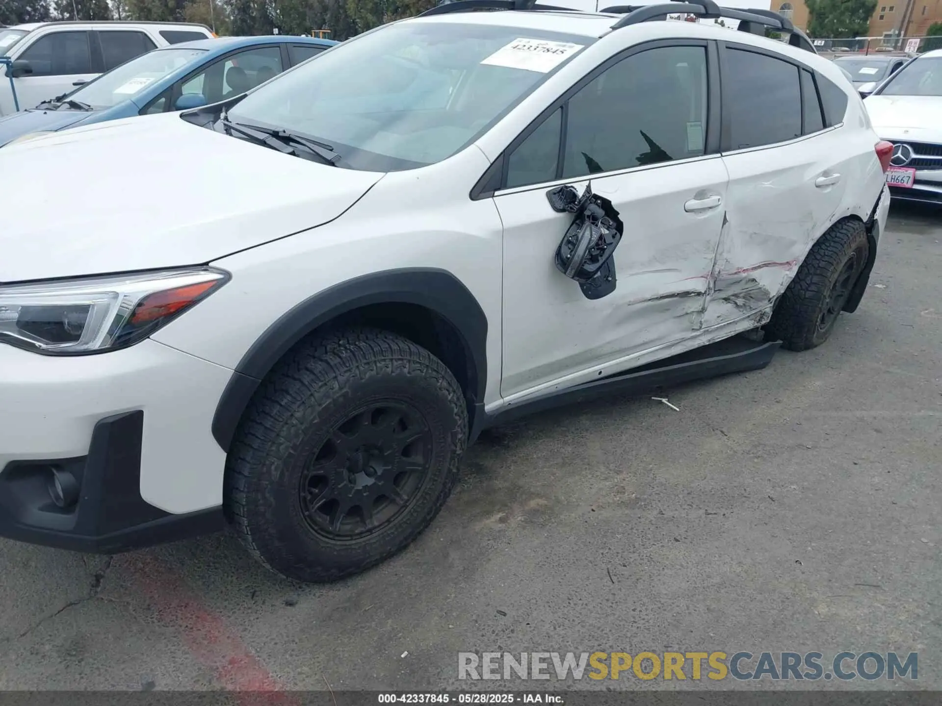 18 Photograph of a damaged car JF2GTHNC9PH254116 SUBARU CROSSTREK 2023