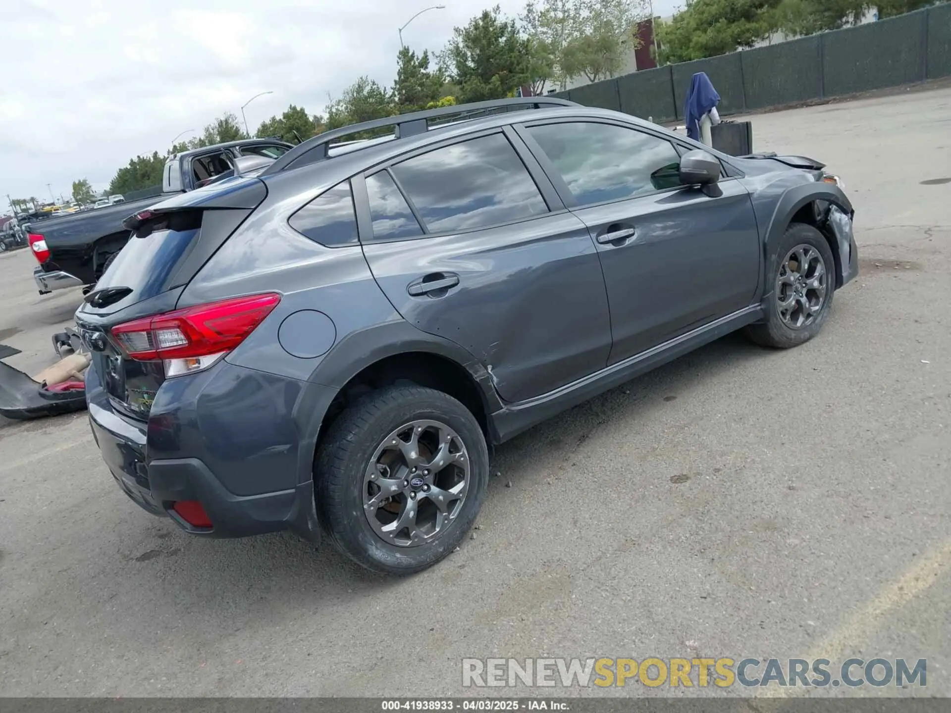 4 Photograph of a damaged car JF2GTHSC3PH300916 SUBARU CROSSTREK 2023