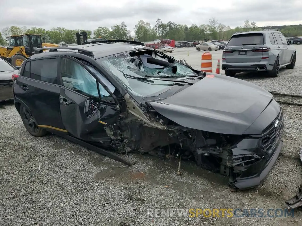 4 Photograph of a damaged car 4S4GUHF60R3715798 SUBARU CROSSTREK 2024