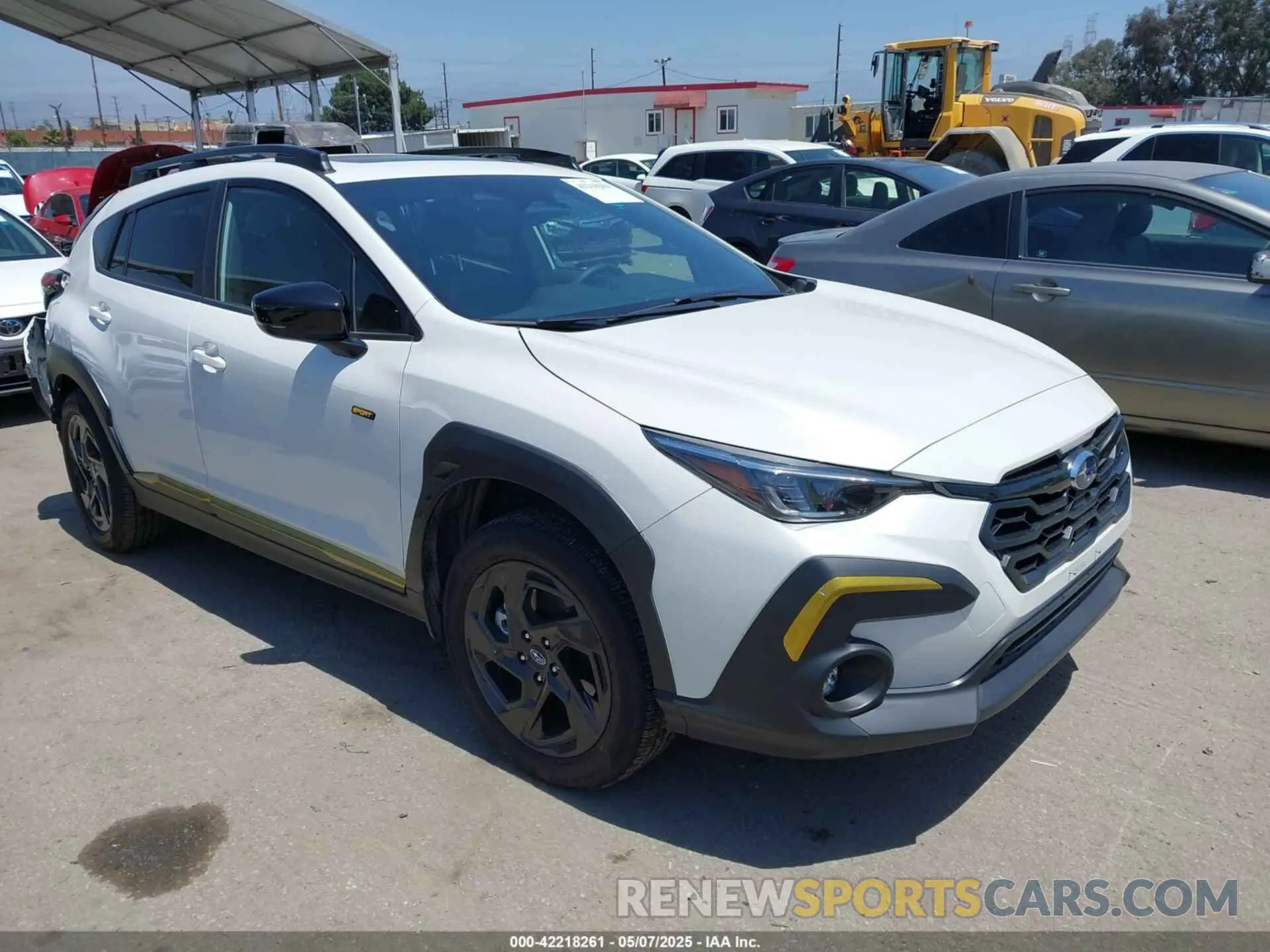 1 Photograph of a damaged car 4S4GUHF60R3828568 SUBARU CROSSTREK 2024