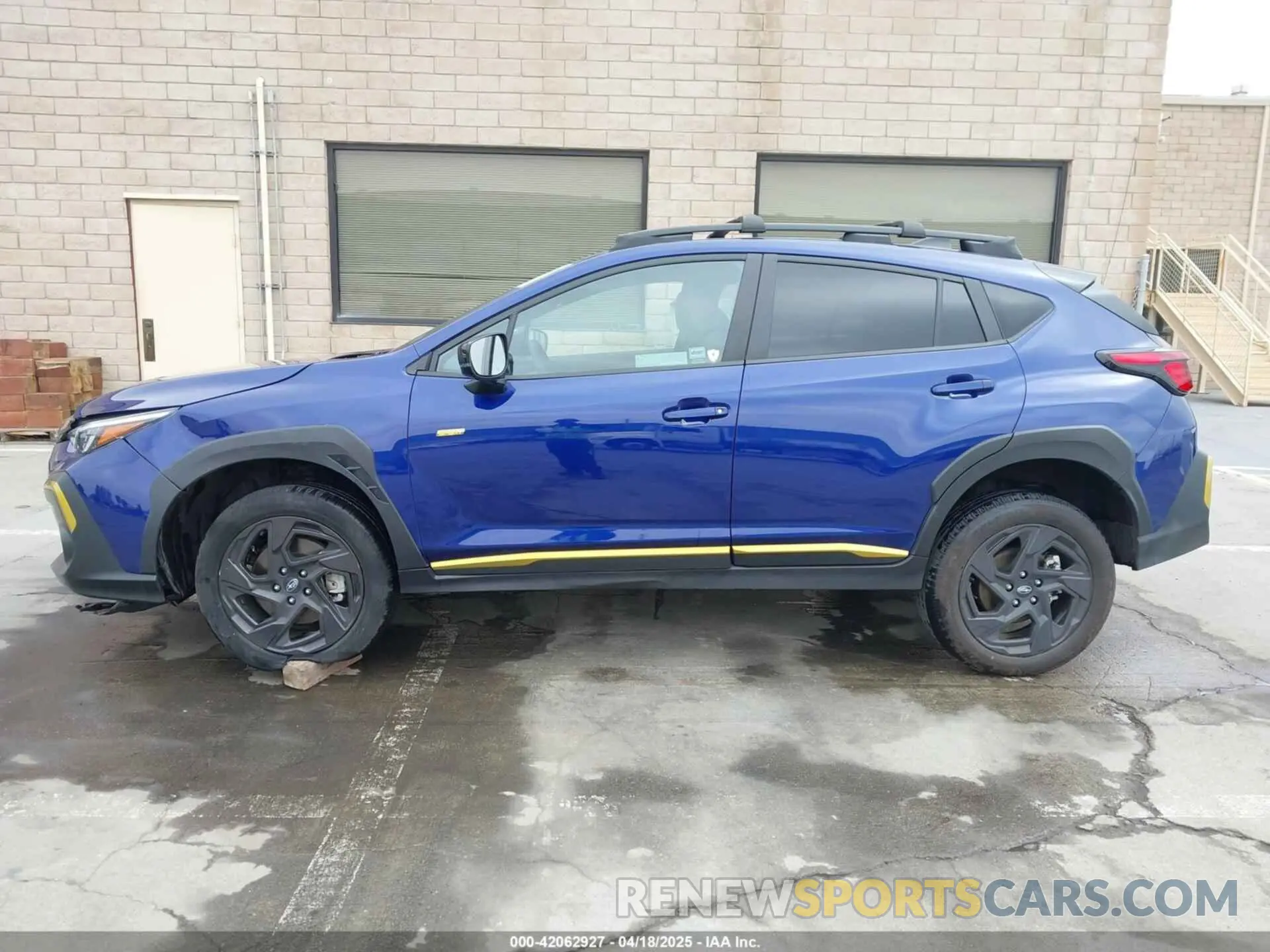 14 Photograph of a damaged car 4S4GUHF60R3841580 SUBARU CROSSTREK 2024