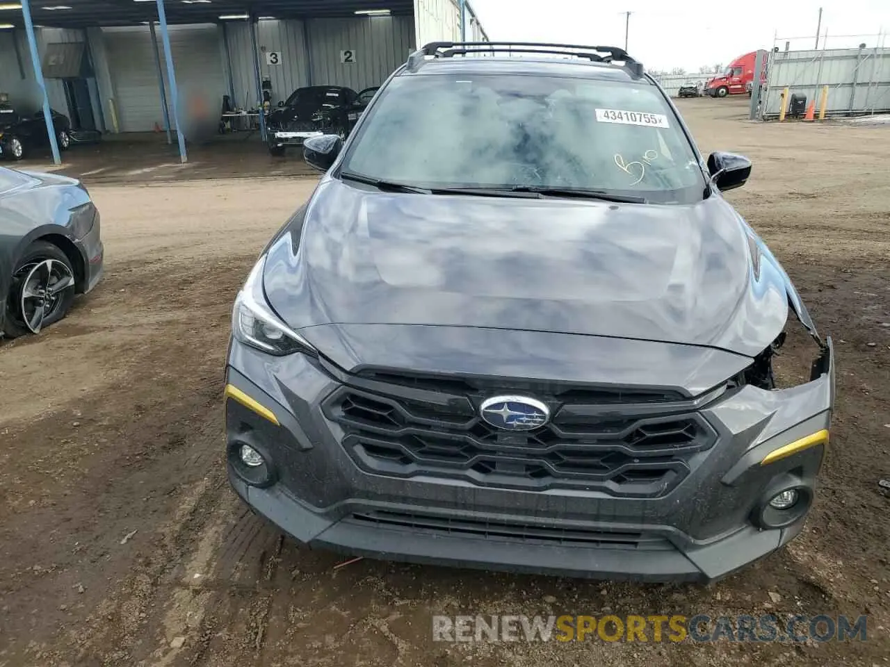 5 Photograph of a damaged car 4S4GUHF61R3761608 SUBARU CROSSTREK 2024