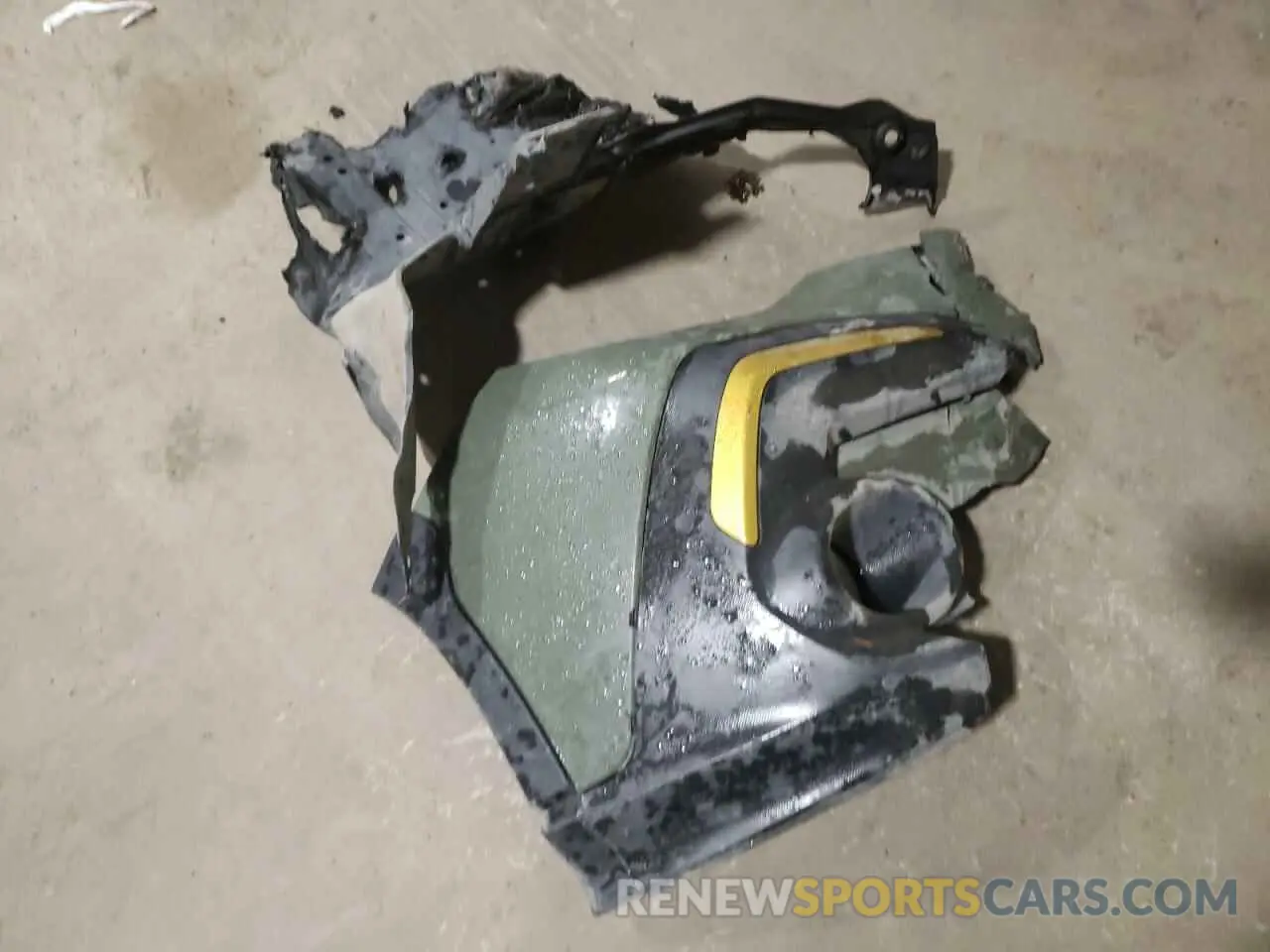 13 Photograph of a damaged car 4S4GUHF63R3731980 SUBARU CROSSTREK 2024
