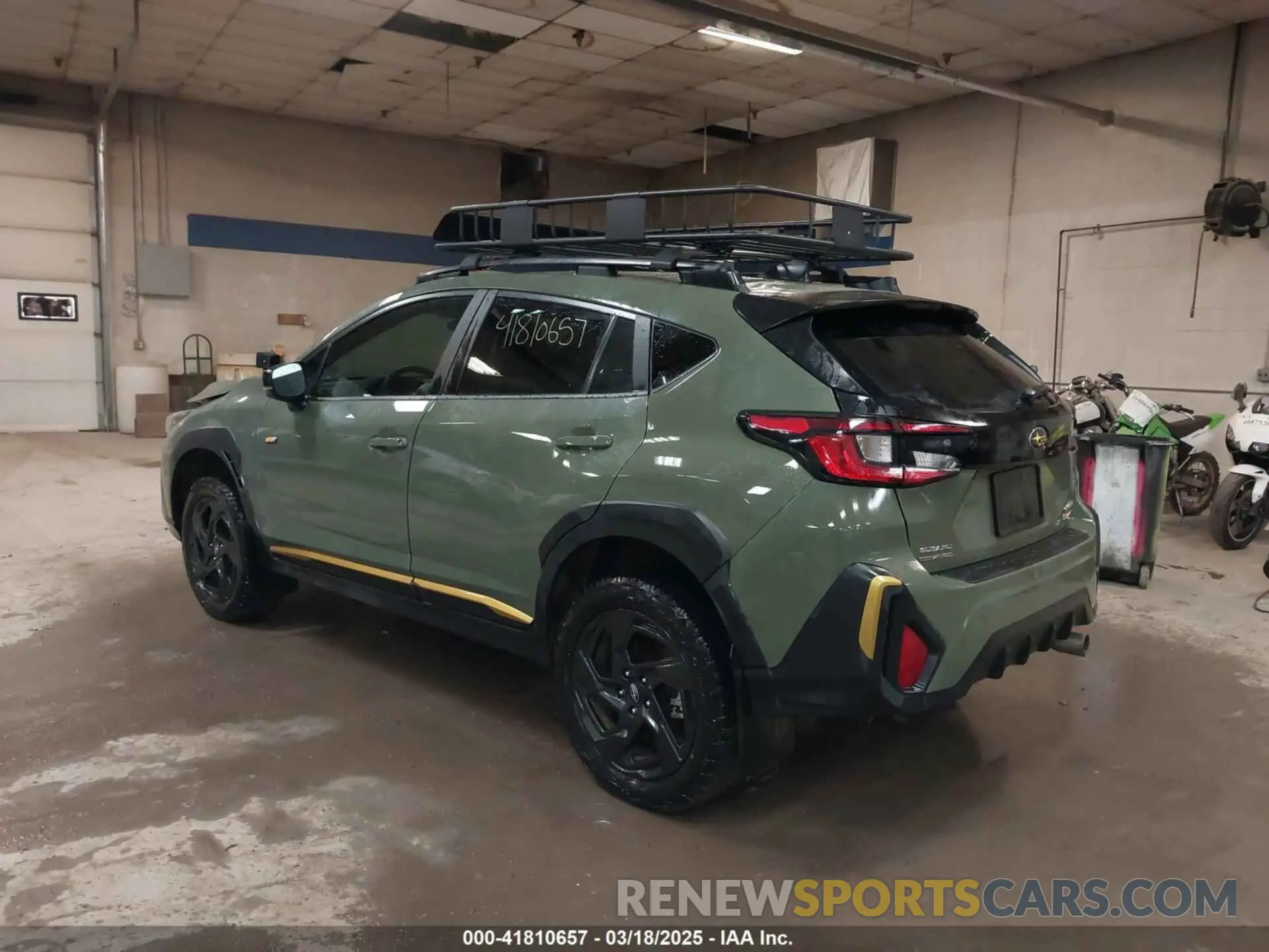 3 Photograph of a damaged car 4S4GUHF63R3778796 SUBARU CROSSTREK 2024