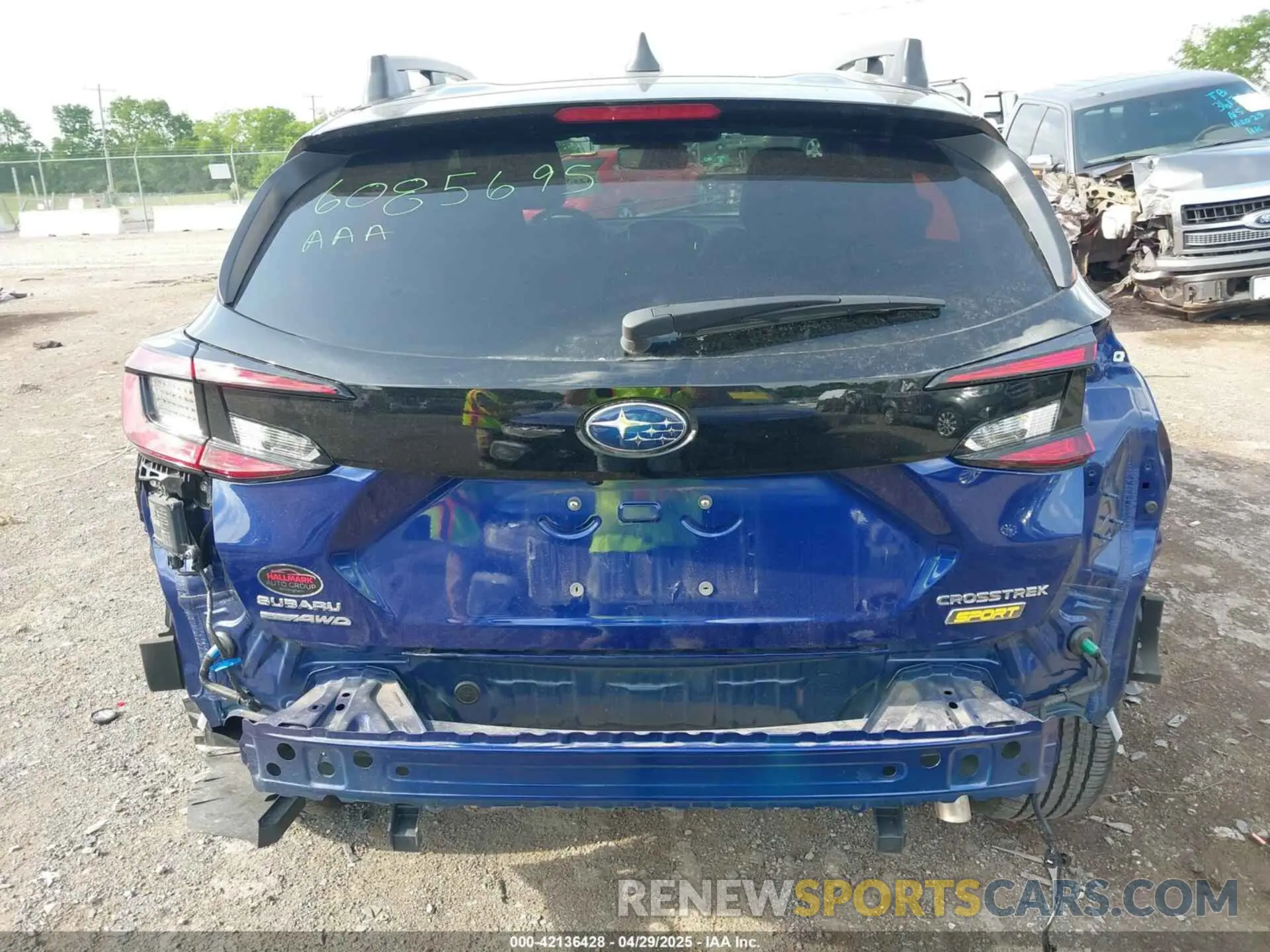 17 Photograph of a damaged car 4S4GUHF63R3801722 SUBARU CROSSTREK 2024