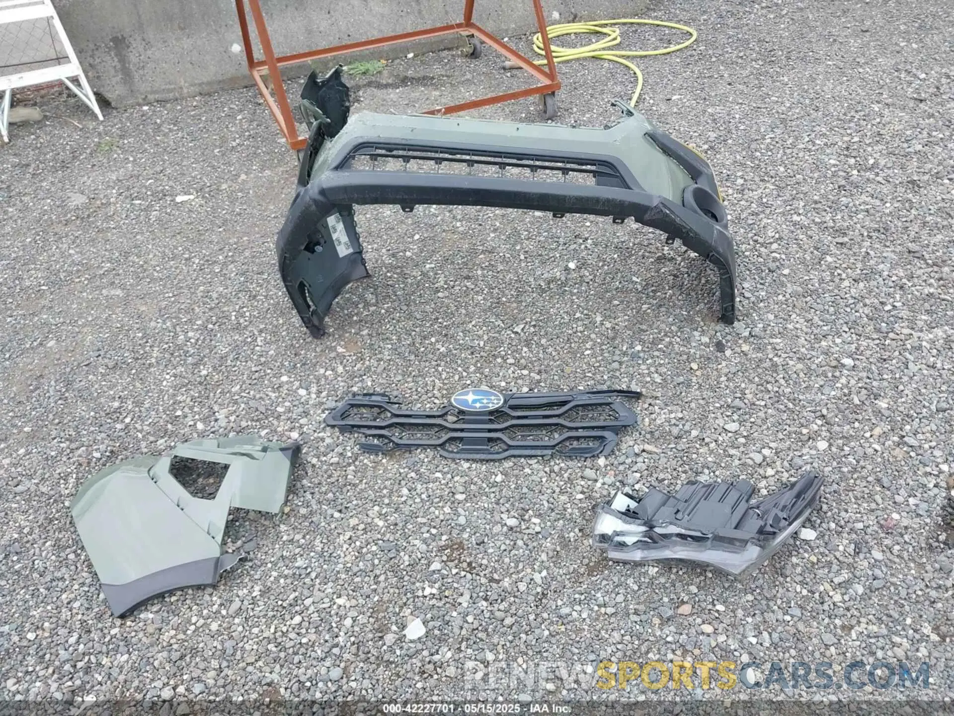 12 Photograph of a damaged car 4S4GUHF64R3779617 SUBARU CROSSTREK 2024