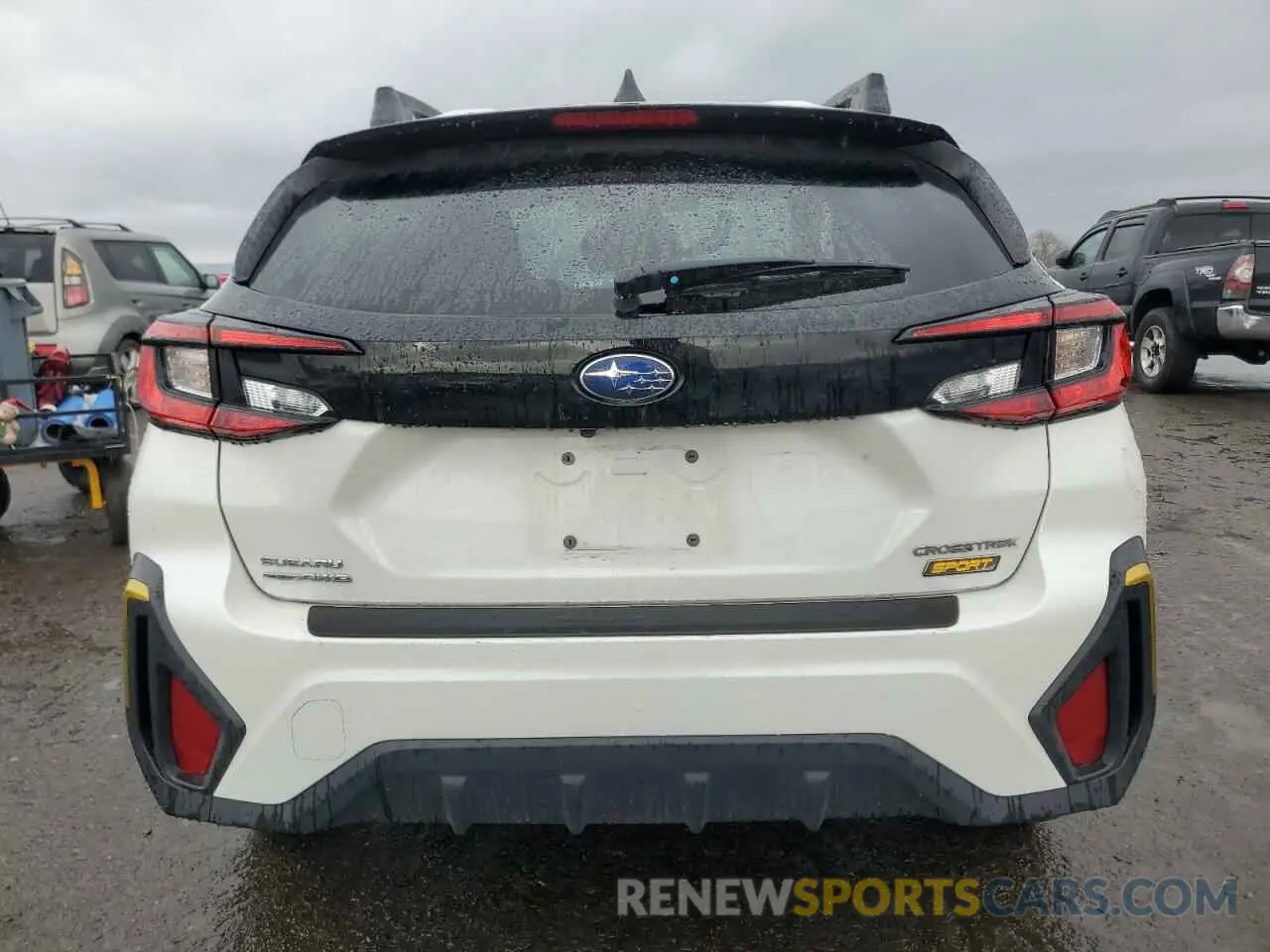 6 Photograph of a damaged car 4S4GUHF65R3842952 SUBARU CROSSTREK 2024