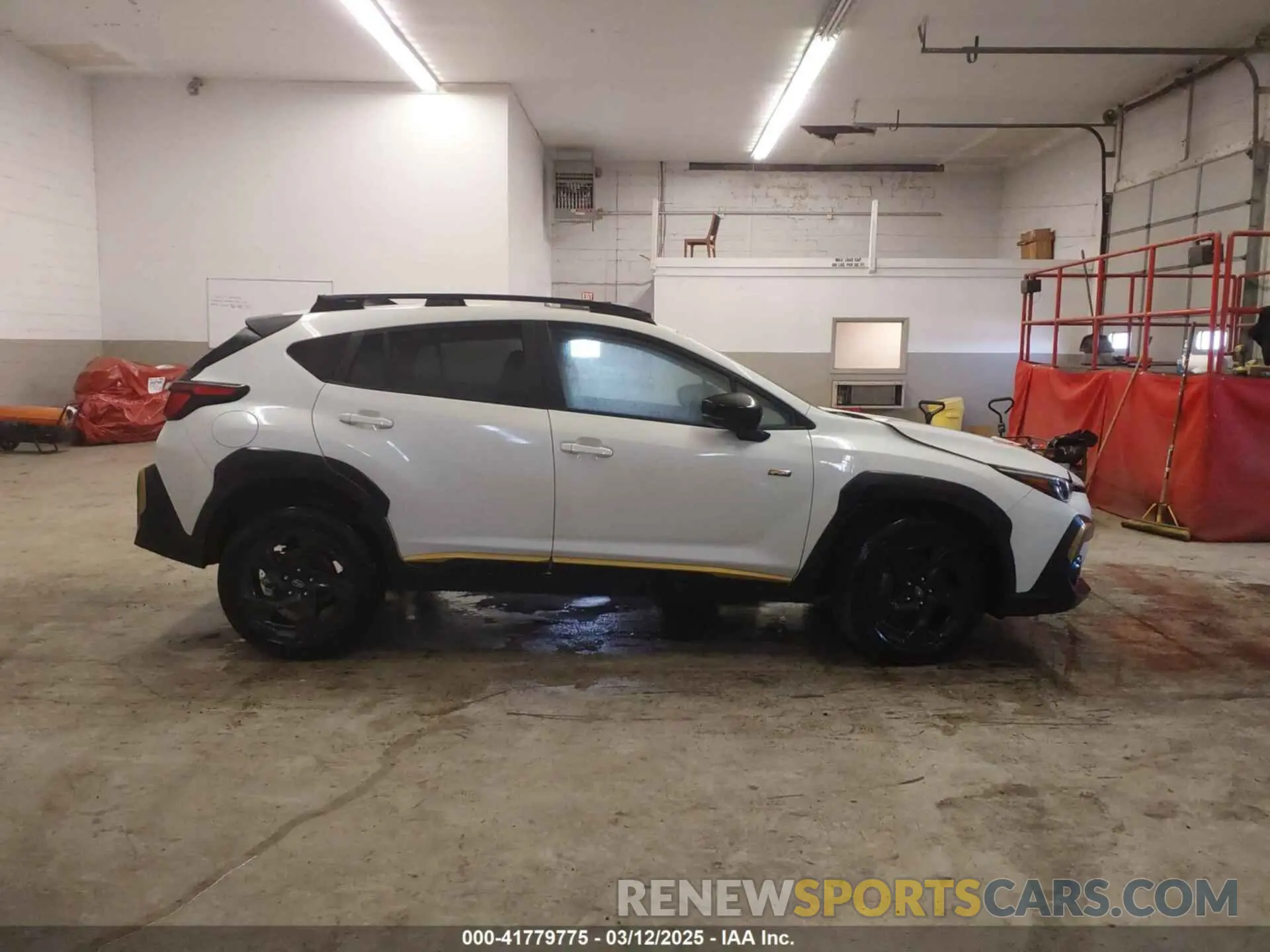 13 Photograph of a damaged car 4S4GUHF66R3765573 SUBARU CROSSTREK 2024