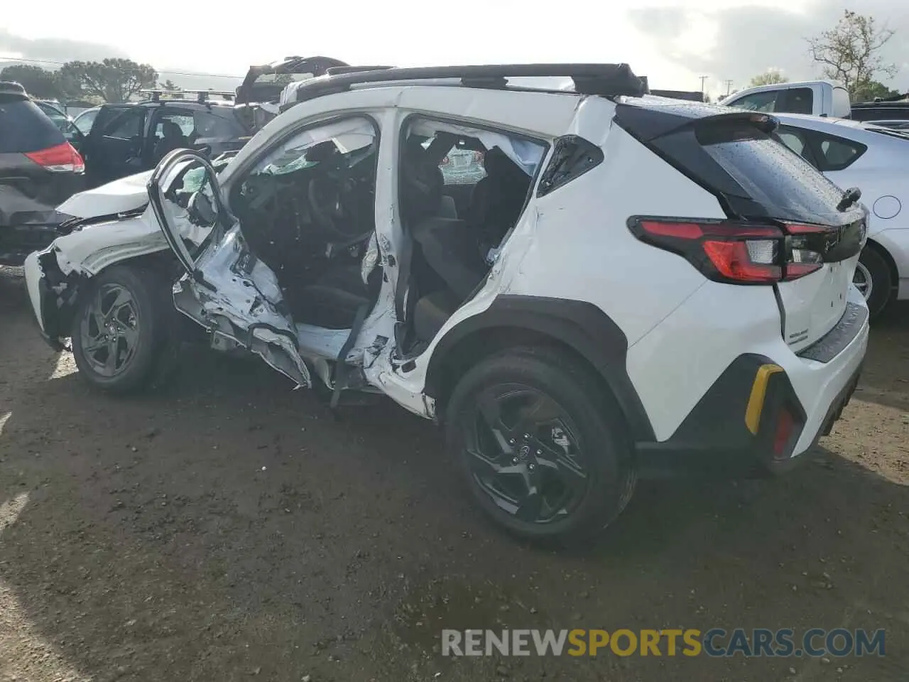 2 Photograph of a damaged car 4S4GUHF67R3825361 SUBARU CROSSTREK 2024