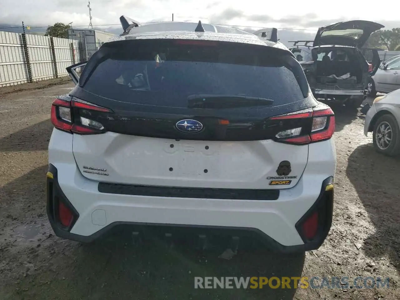 6 Photograph of a damaged car 4S4GUHF67R3825361 SUBARU CROSSTREK 2024