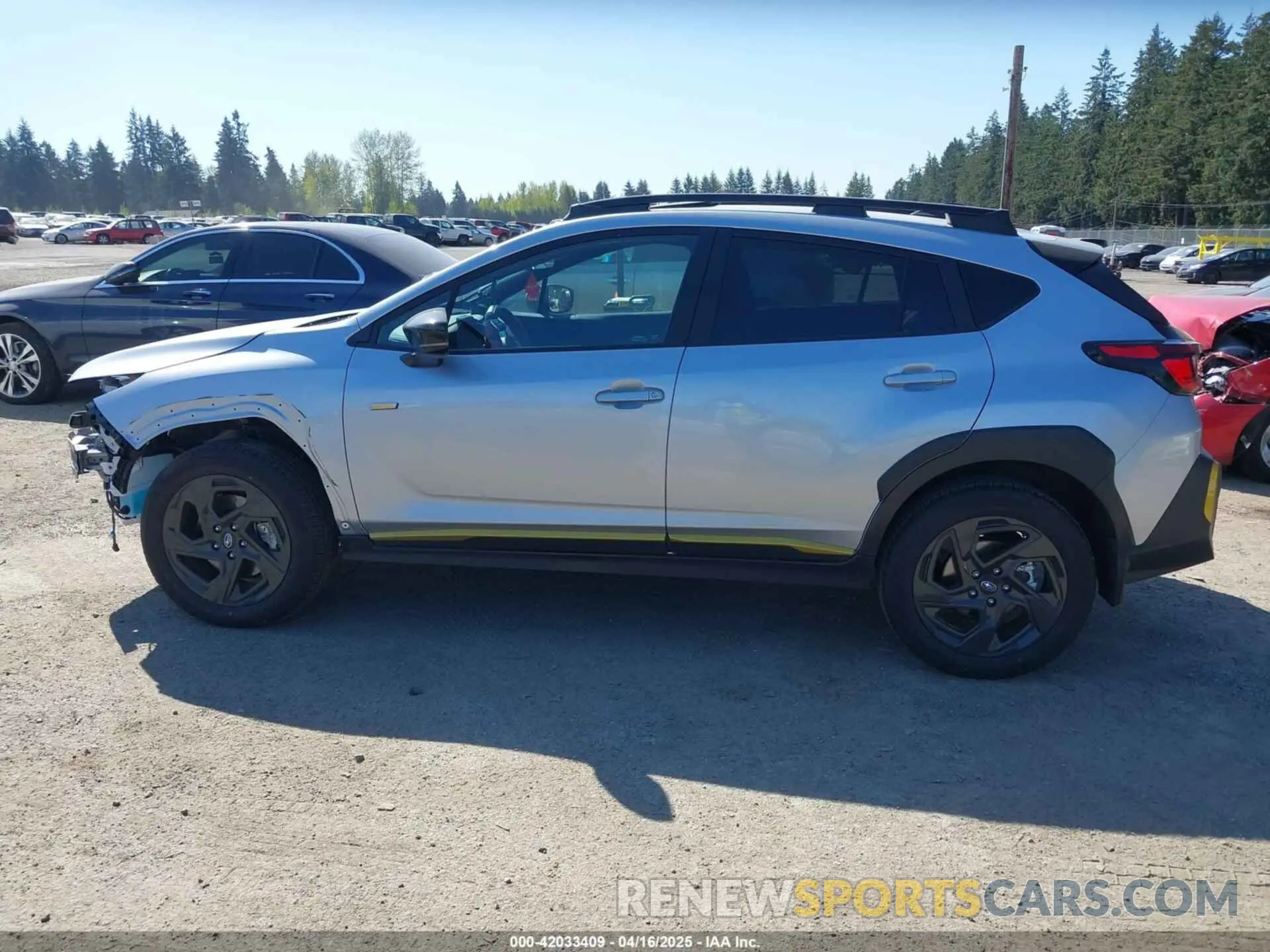 15 Photograph of a damaged car 4S4GUHF68R3840421 SUBARU CROSSTREK 2024