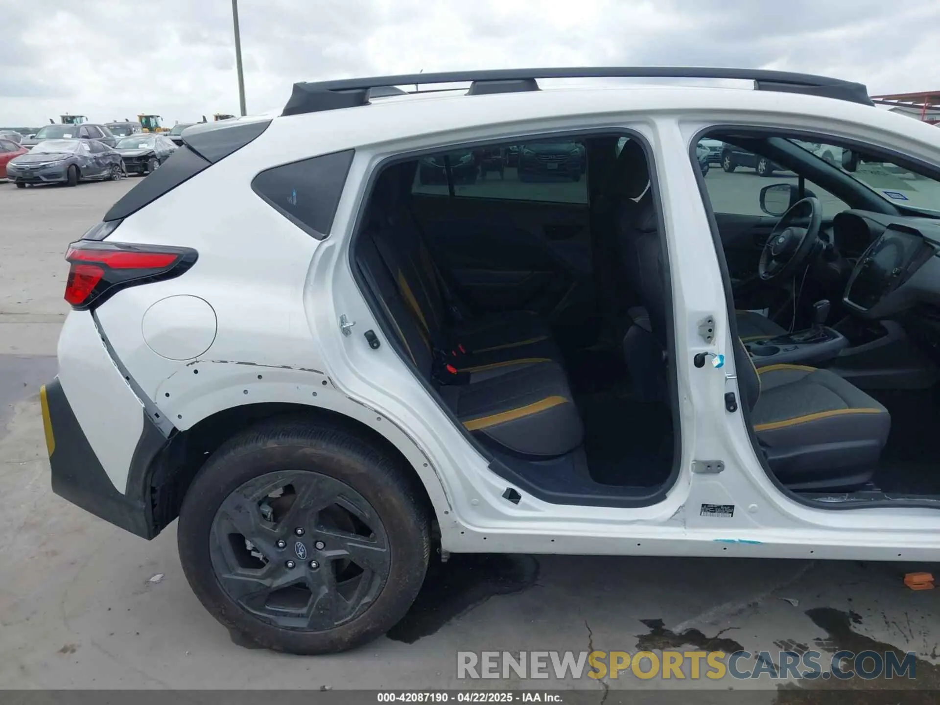 21 Photograph of a damaged car 4S4GUHF6XR3778150 SUBARU CROSSTREK 2024