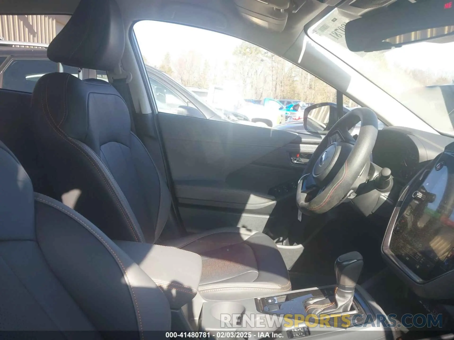5 Photograph of a damaged car 4S4GUHL63R3794954 SUBARU CROSSTREK 2024