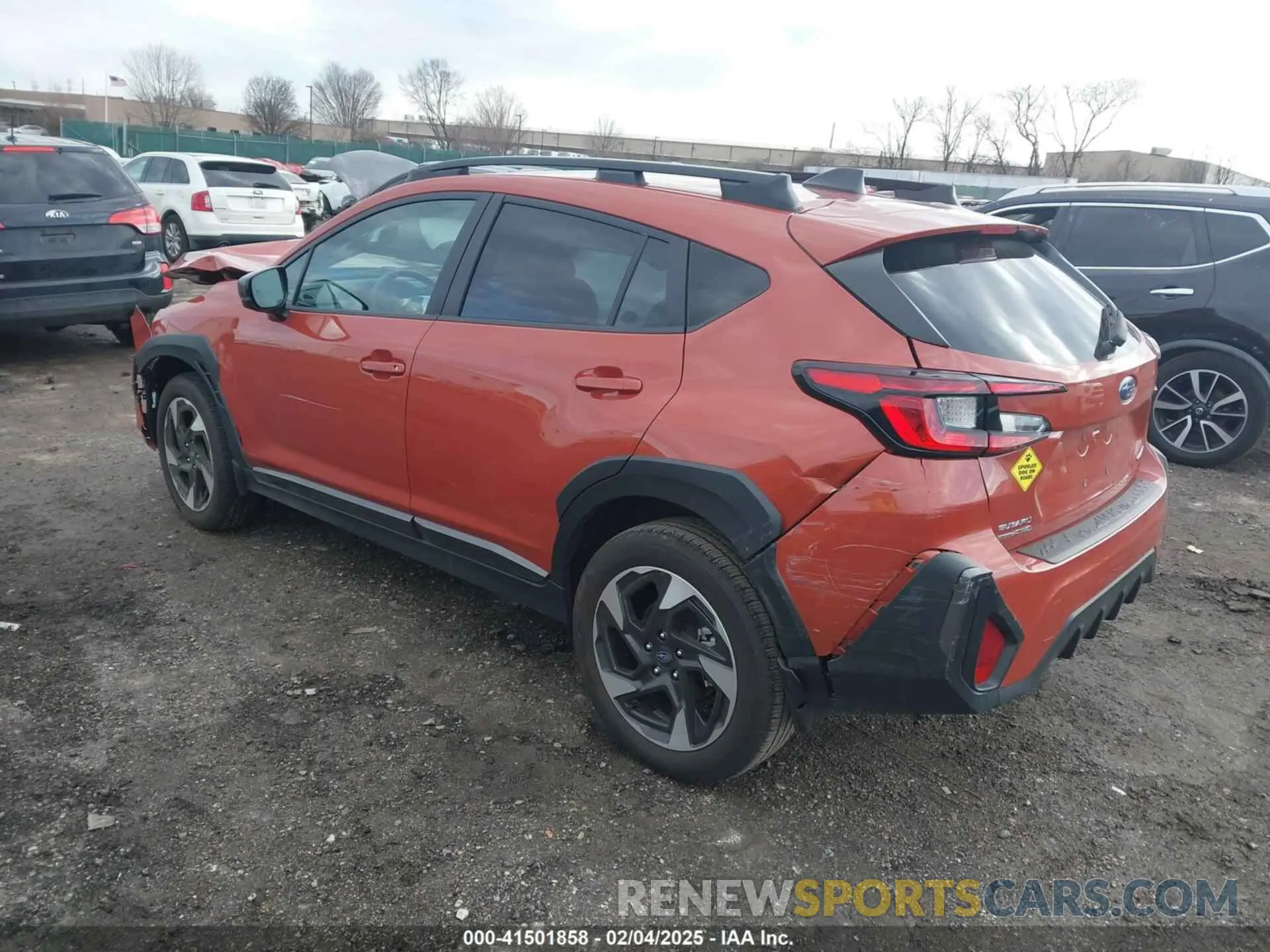 3 Photograph of a damaged car 4S4GUHL63R3820579 SUBARU CROSSTREK 2024