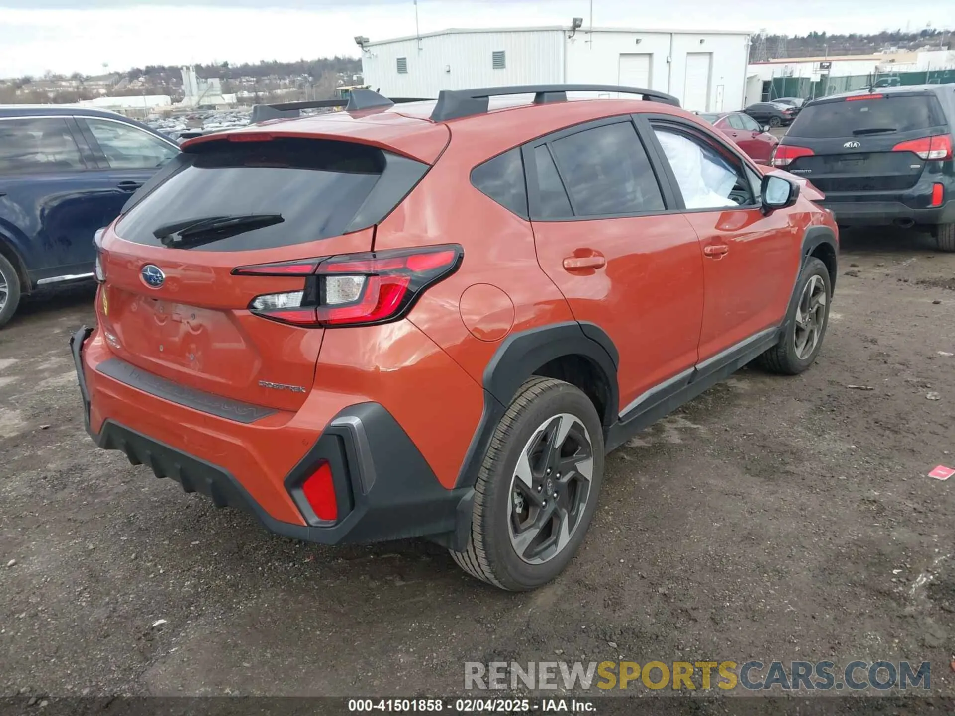 4 Photograph of a damaged car 4S4GUHL63R3820579 SUBARU CROSSTREK 2024