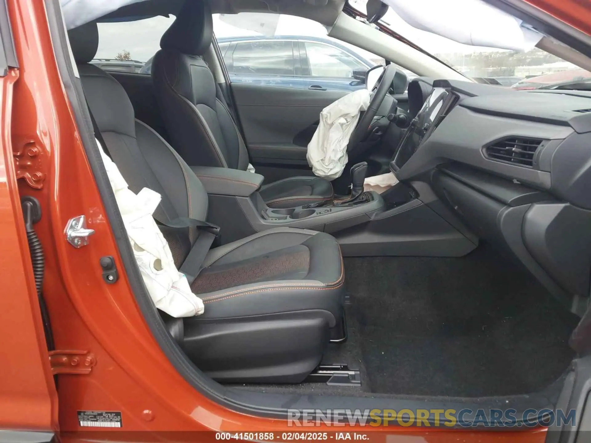 5 Photograph of a damaged car 4S4GUHL63R3820579 SUBARU CROSSTREK 2024