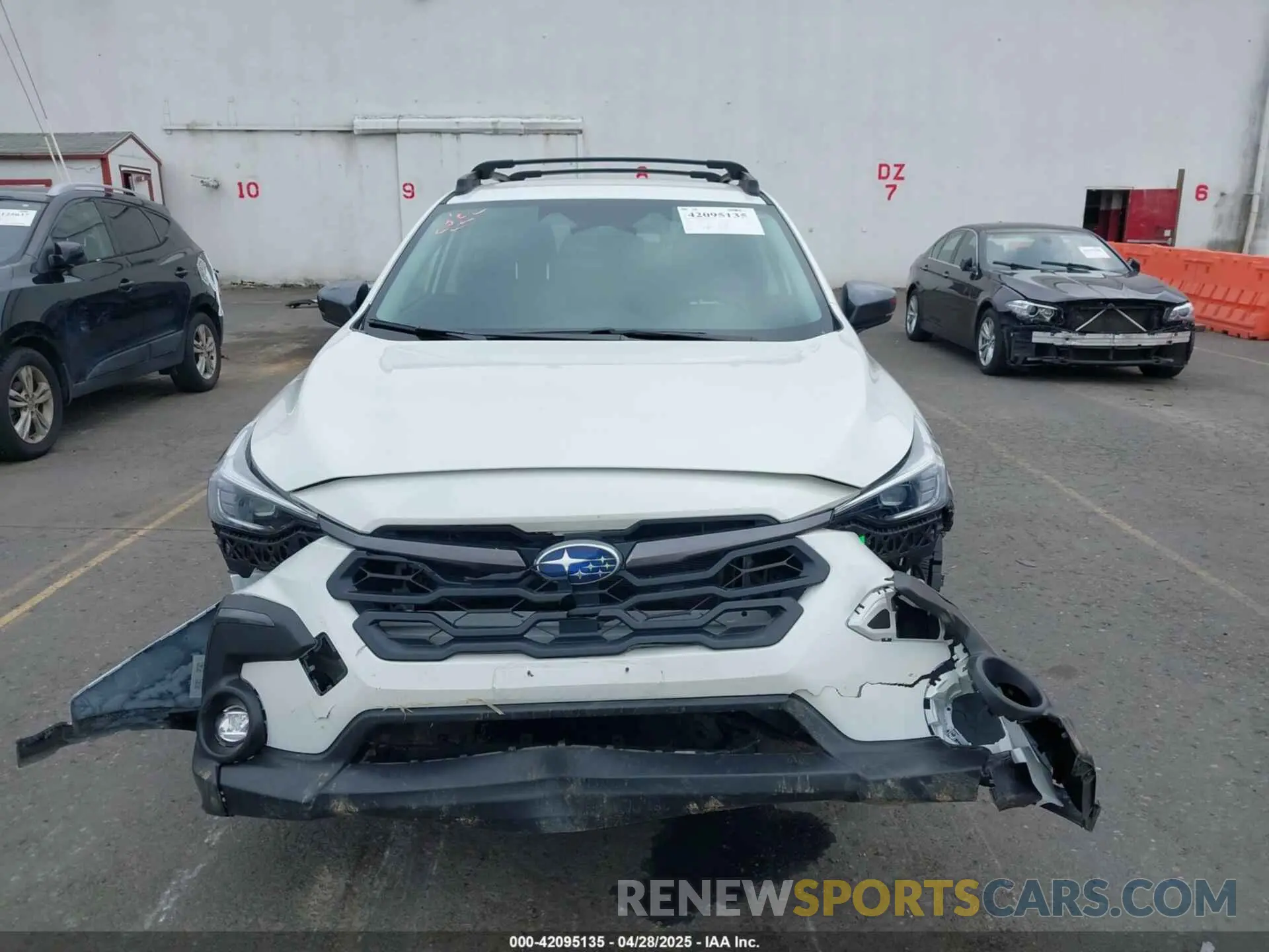12 Photograph of a damaged car 4S4GUHL68R3748276 SUBARU CROSSTREK 2024