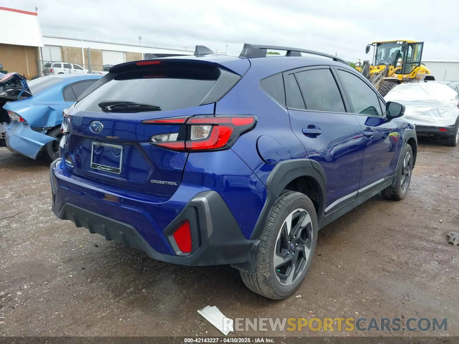 4 Photograph of a damaged car 4S4GUHL68R3811375 SUBARU CROSSTREK 2024