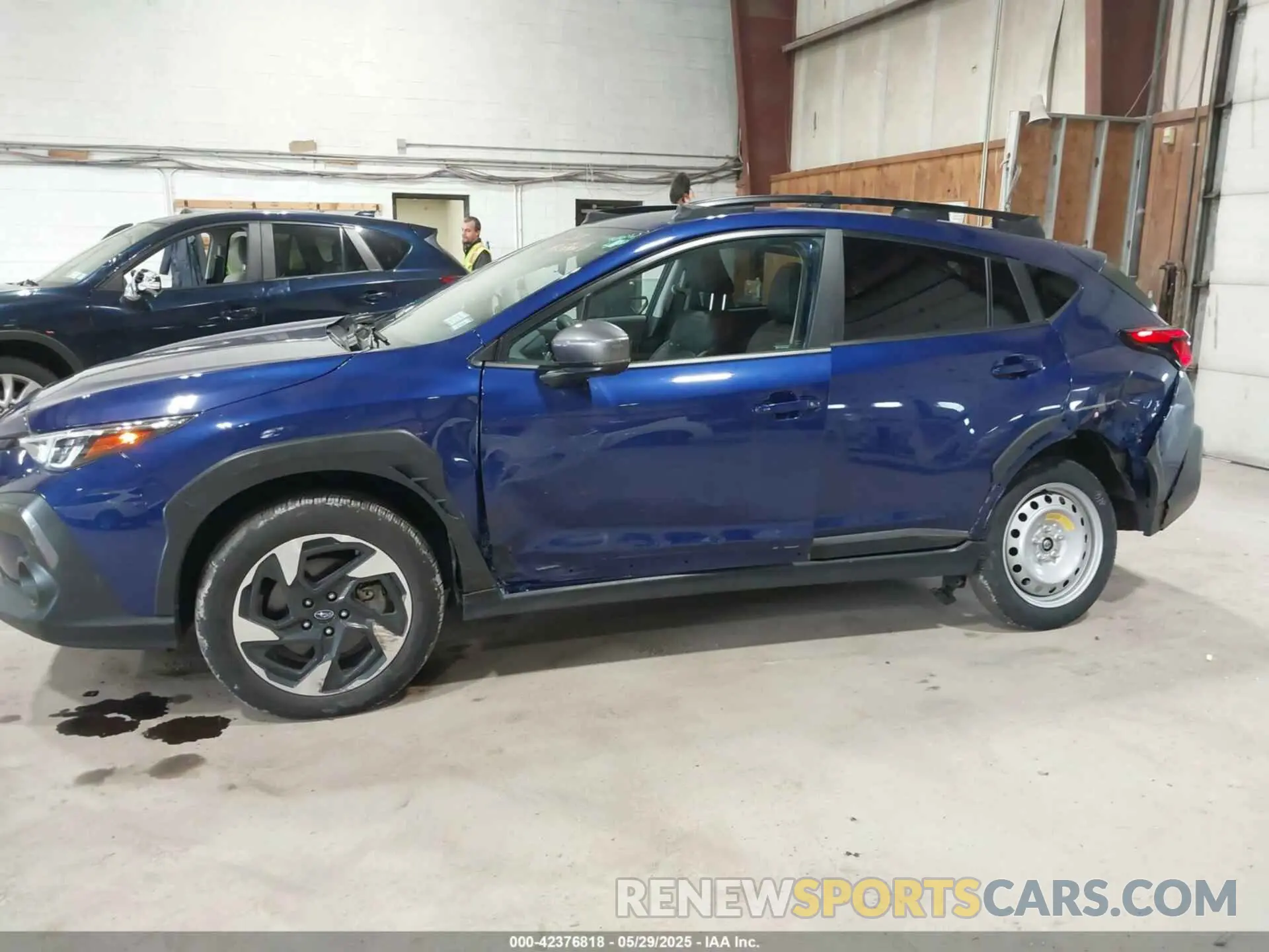 6 Photograph of a damaged car 4S4GUHL69R3741353 SUBARU CROSSTREK 2024