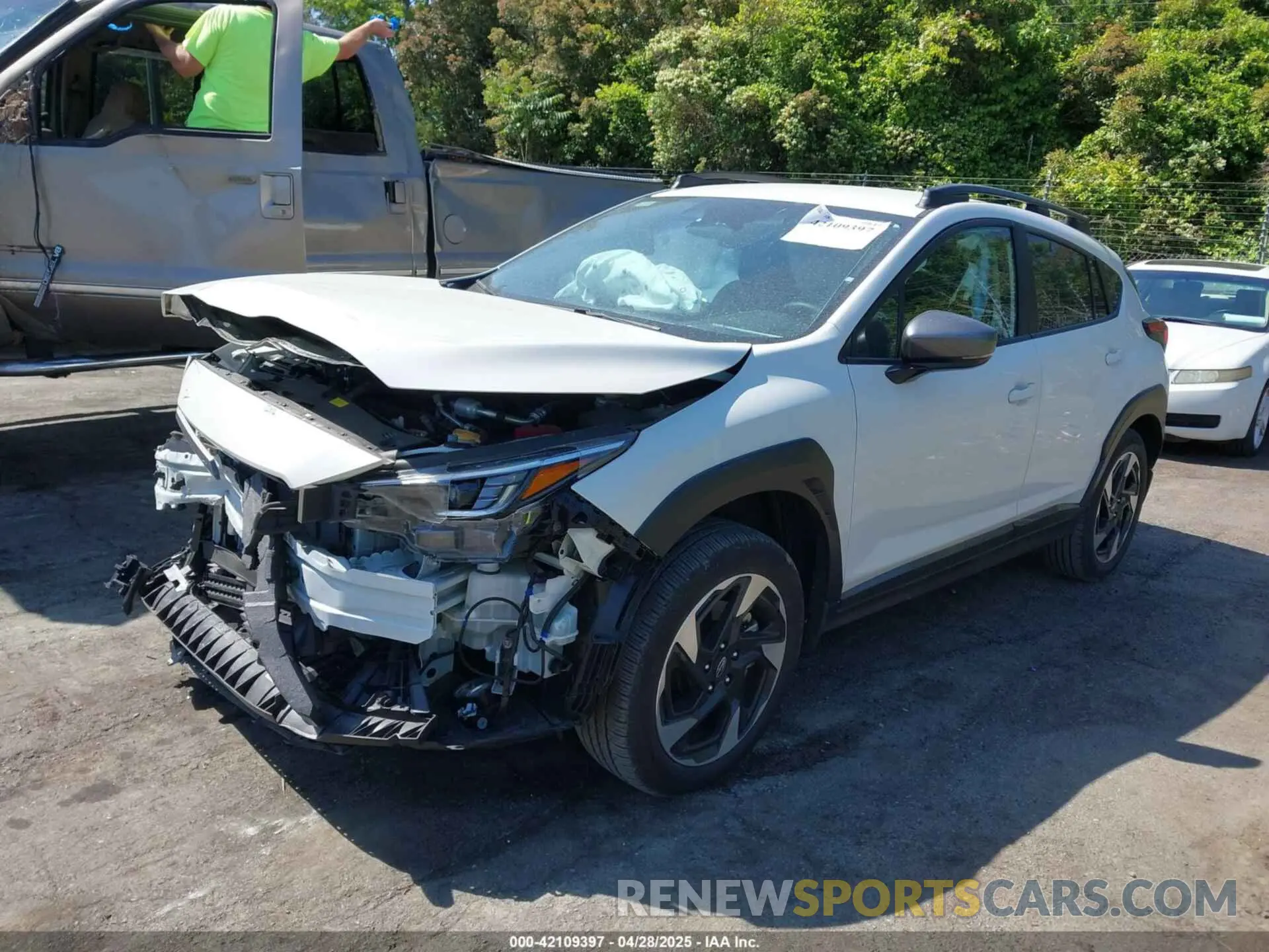 2 Photograph of a damaged car 4S4GUHL6XR3774555 SUBARU CROSSTREK 2024