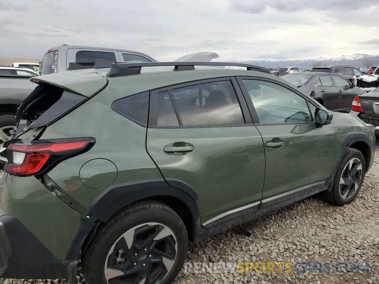 3 Photograph of a damaged car 4S4GUHM60R3817833 SUBARU CROSSTREK 2024