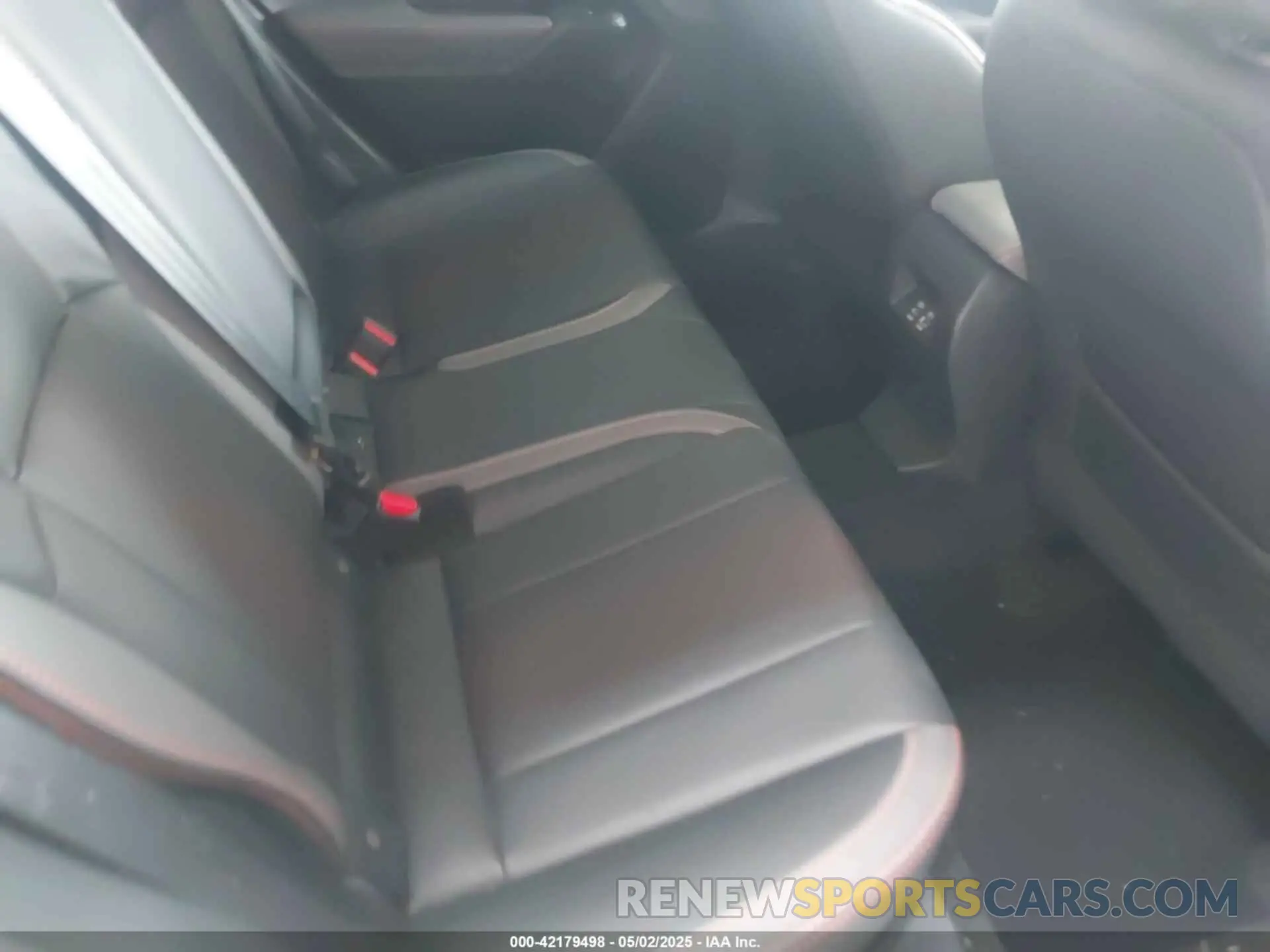 8 Photograph of a damaged car 4S4GUHM61R3819123 SUBARU CROSSTREK 2024