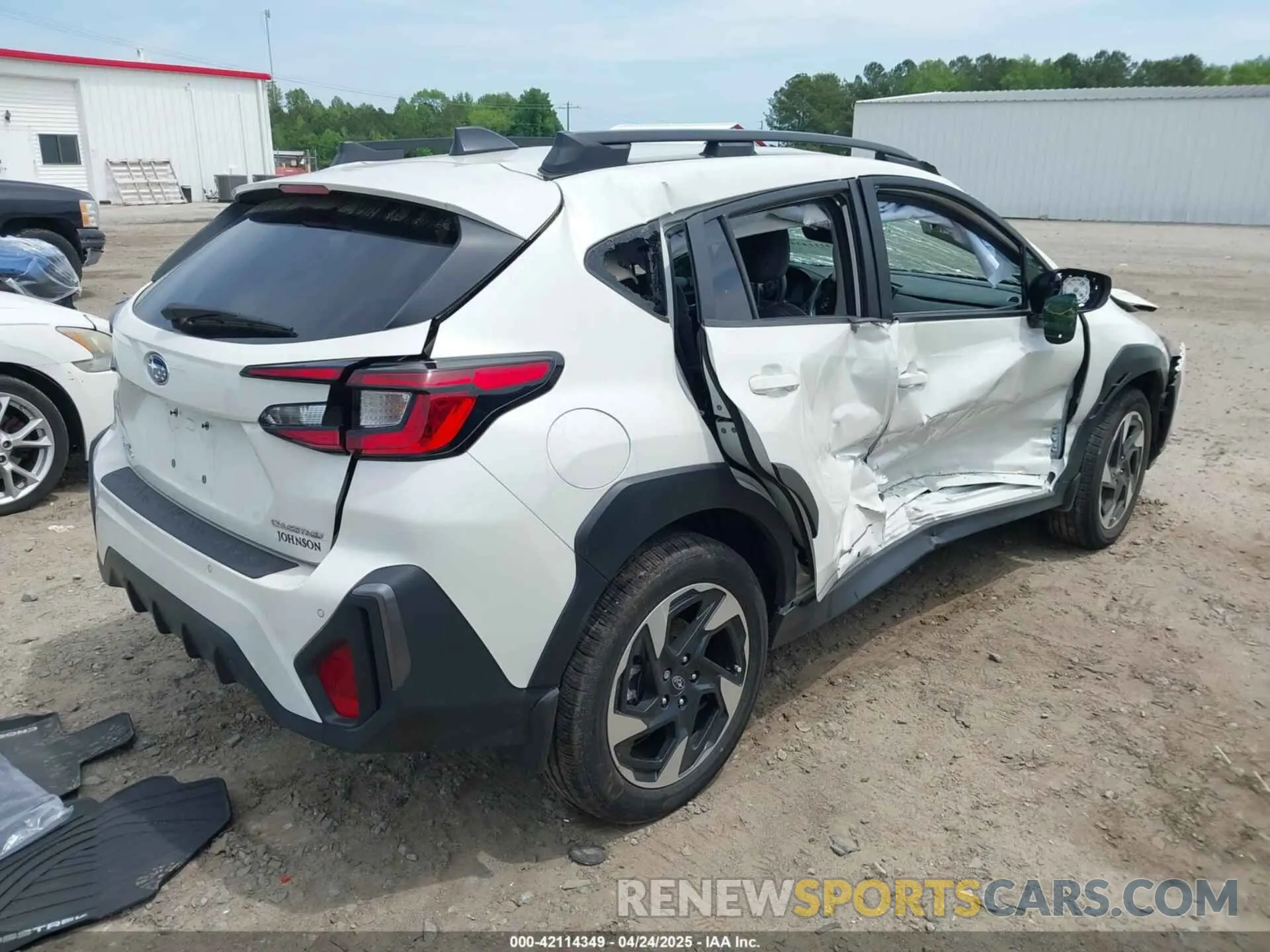 4 Photograph of a damaged car 4S4GUHM63R3718634 SUBARU CROSSTREK 2024
