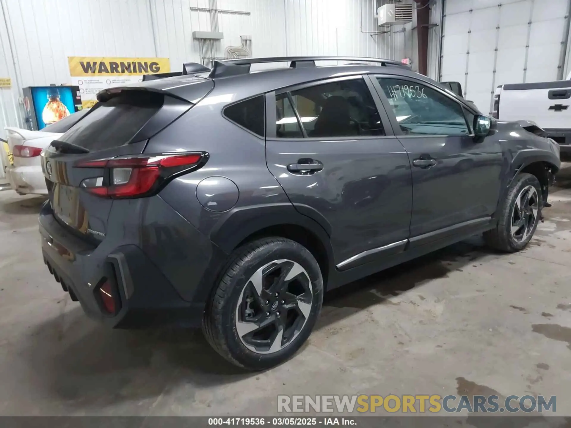 4 Photograph of a damaged car 4S4GUHM6XR3793251 SUBARU CROSSTREK 2024